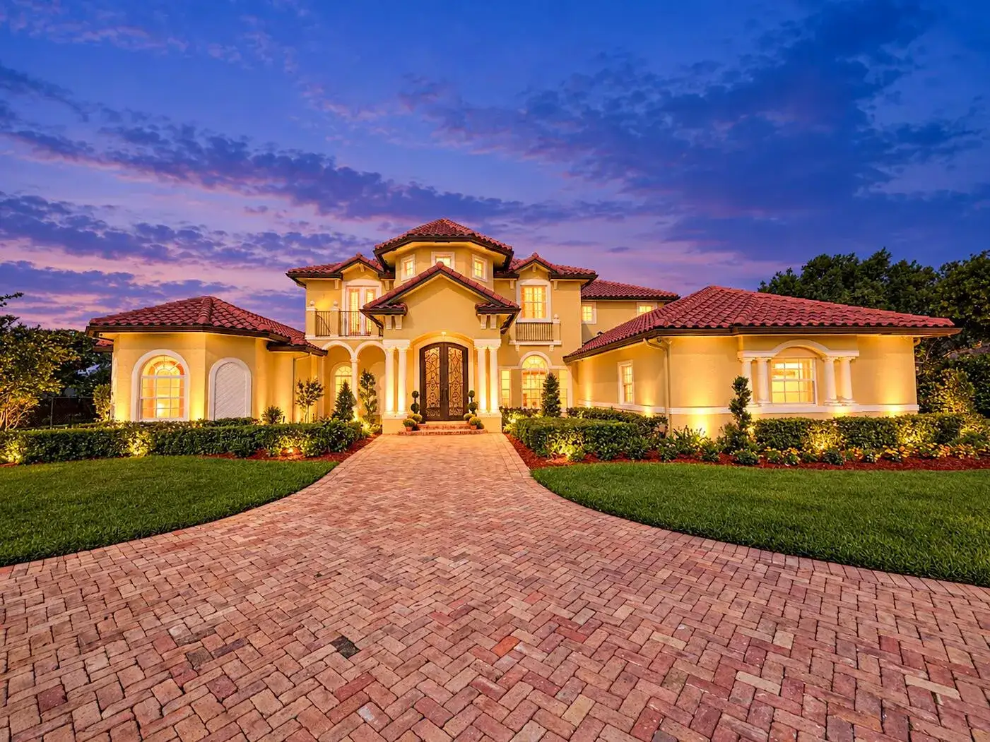 6 bedroom 5 bath Residential for sale at 2825 Jockey Circle W, Davie FL 33330