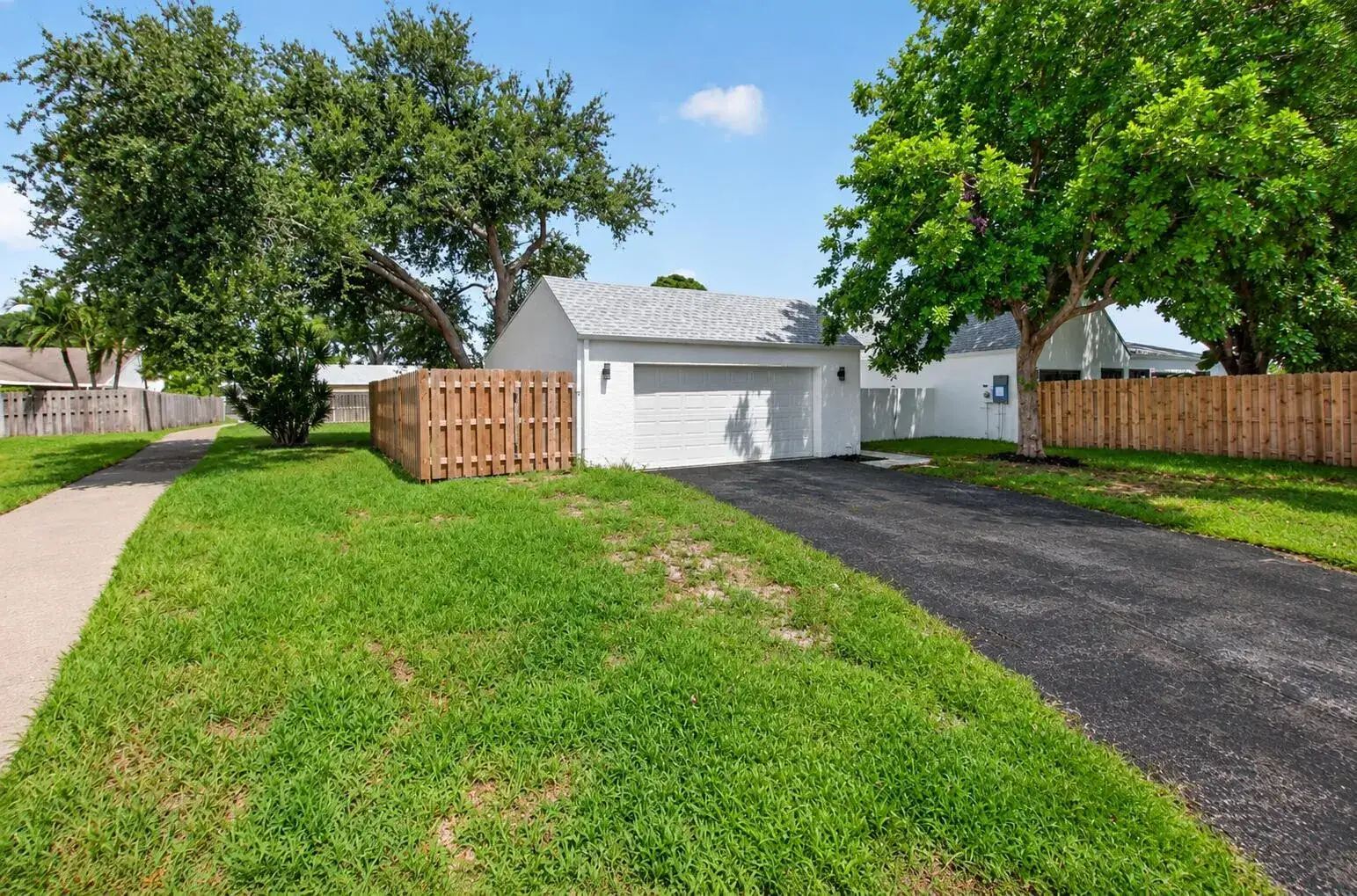 905 NW 21ST Way, Delray Beach FL 33445