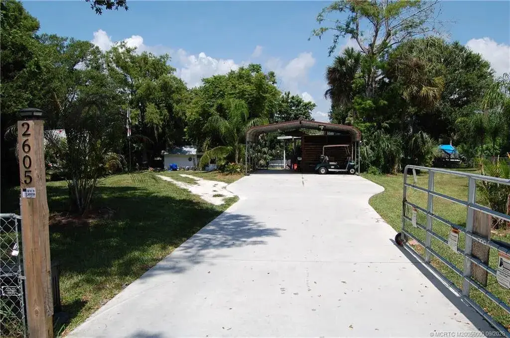 2 bedroom 2 bath Residential for sale at 2605 SE 44th Avenue, Okeechobee FL 34974