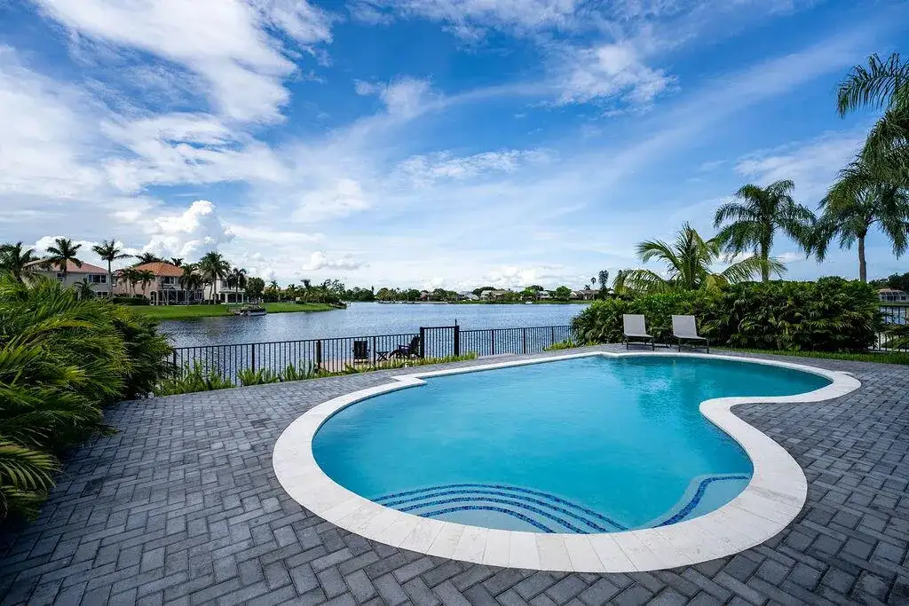 3 bedroom 2 bath Residential for sale at 12657 White Coral Drive, Wellington FL 33414