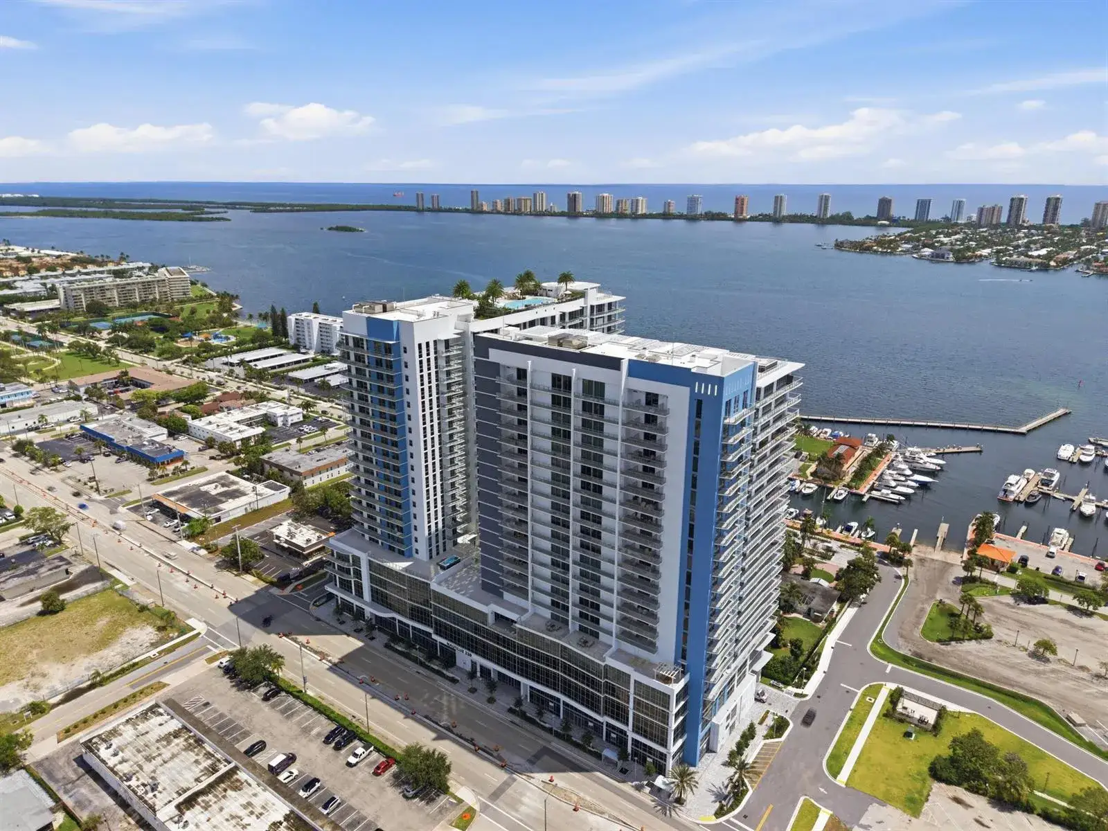2 bedroom 2 bath Residential for sale at 220 Lake Shore Drive # 1407, Lake Park FL 33403