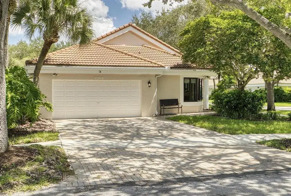 3 bedroom 2 bath Residential for sale at 9701 NW 18TH Court, Plantation FL 33322