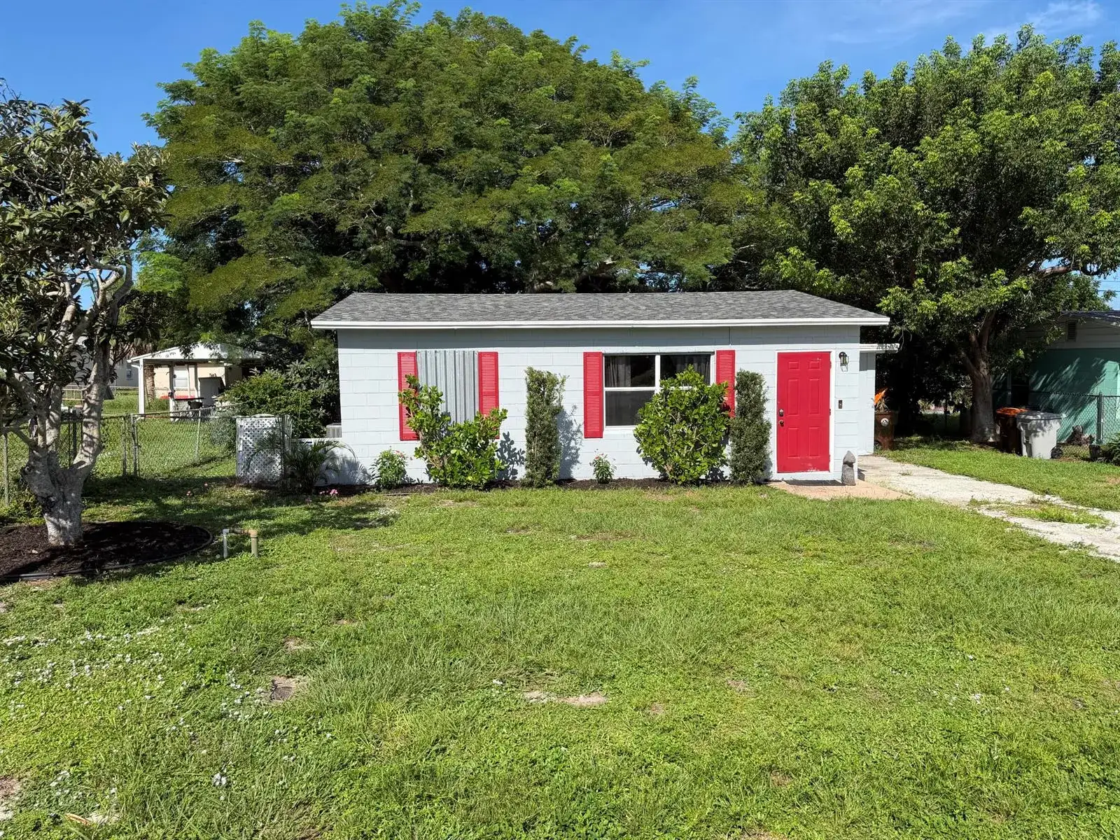 3 bedroom 1 bath Residential for sale at 2405 3RD Avenue SE, Vero Beach FL 32962
