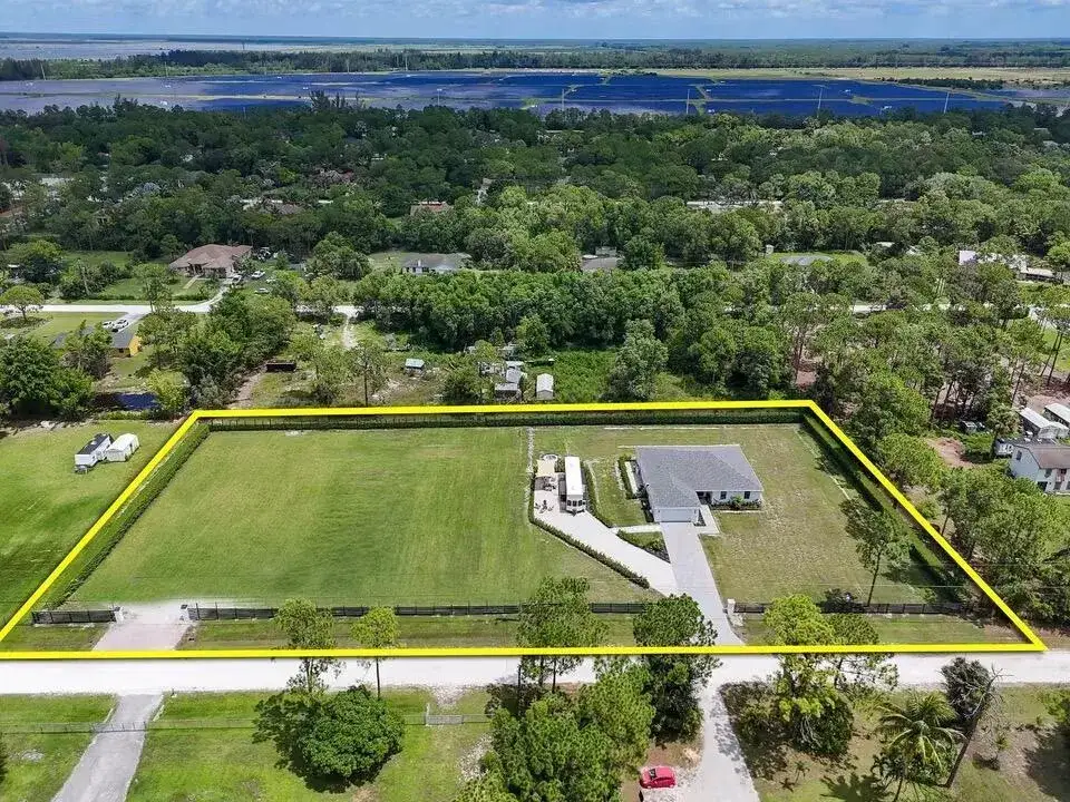 4 bedroom 2 bath Residential for sale at 18353 46TH Court N, FL 33470