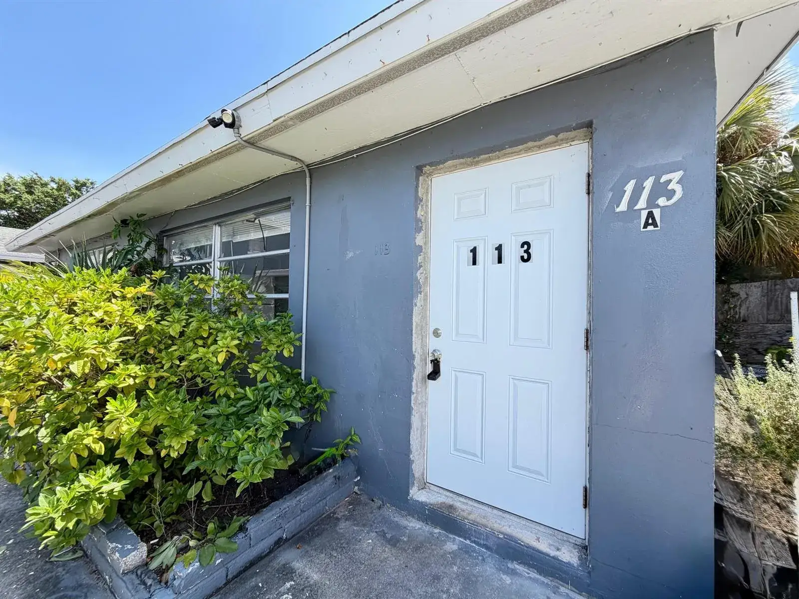 1 bedroom 1 bath Residential Lease for rent at 113 E 27th Street # A, Riviera Beach FL 33404