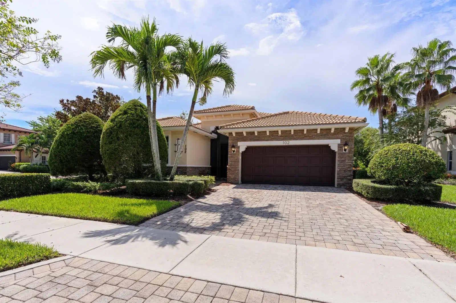 3 bedroom 2 bath Residential Lease for rent at 102 Crab Cay Way, Jupiter FL 33458