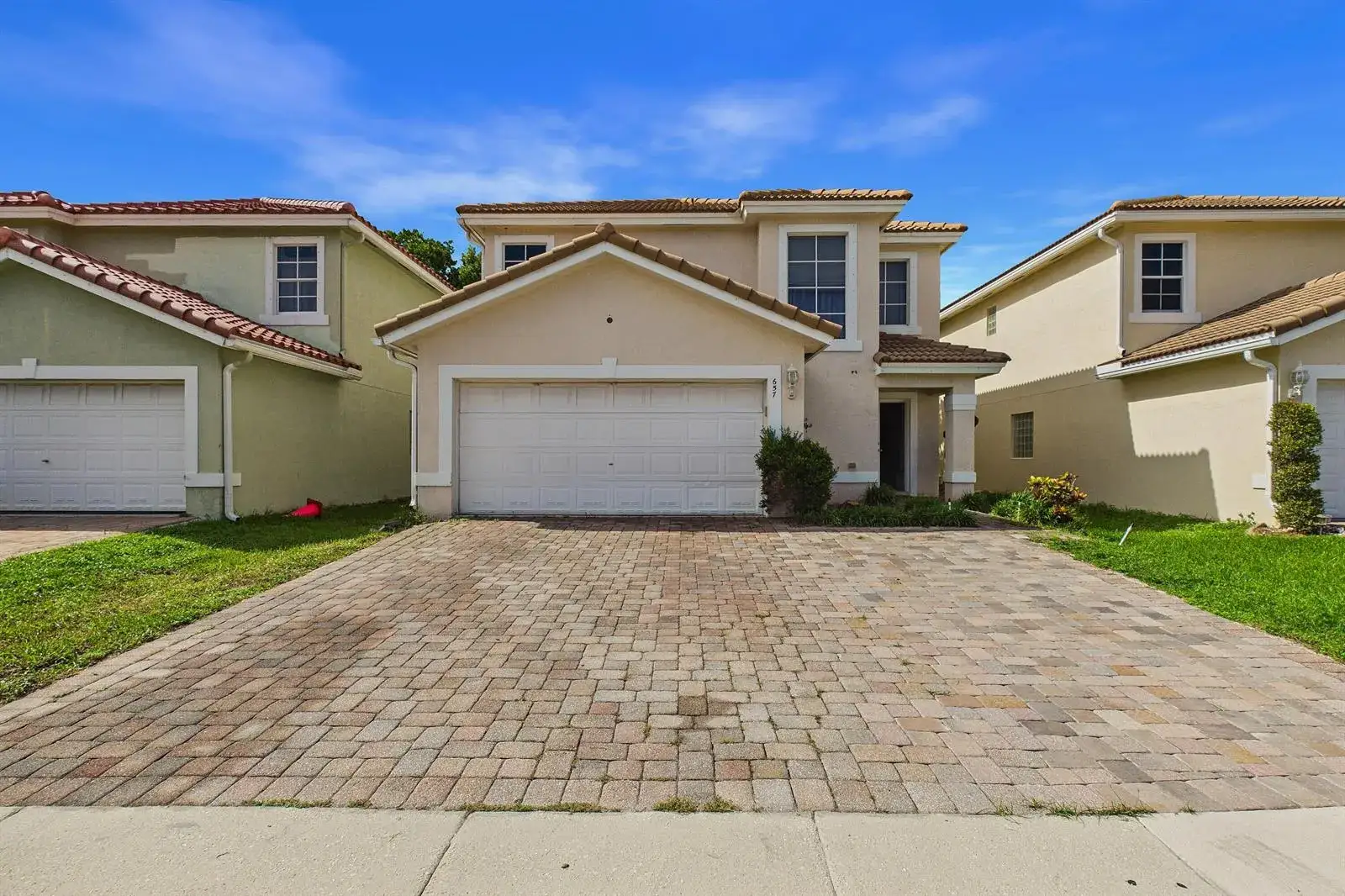 4 bedroom 2 bath Residential for sale at 657 PERDIDO HEIGHTS Drive, FL 33413