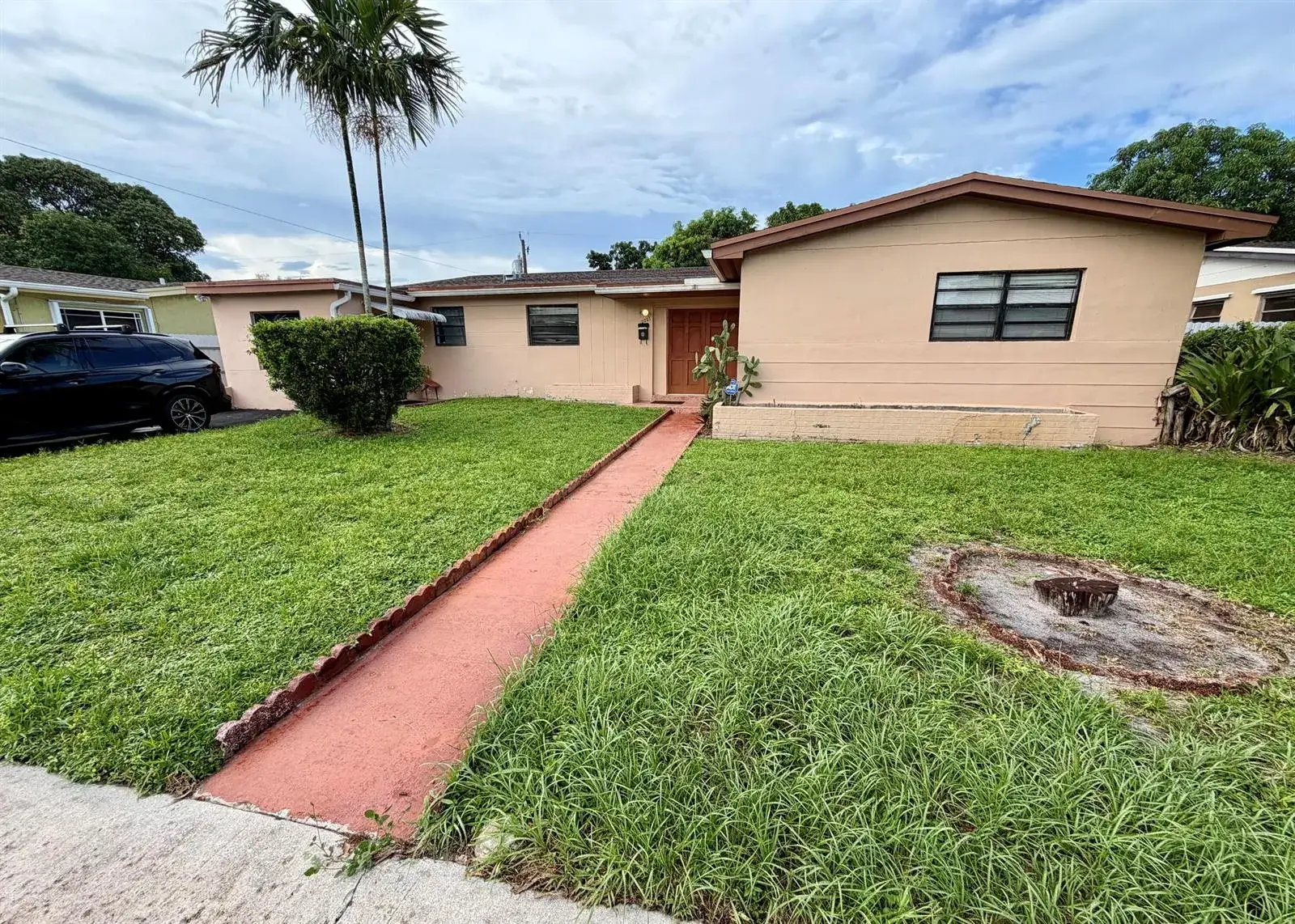 3 bedroom 2 bath Residential for sale at 2021 NW 187TH Street, Miami Gardens FL 33056