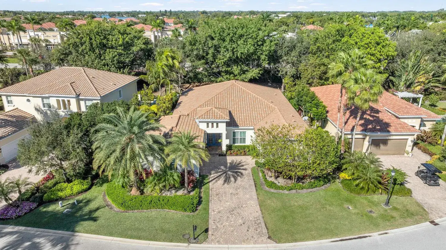 4 bedroom 4 bath Residential for sale at 12211 SUNNYDALE Drive, Wellington FL 33414