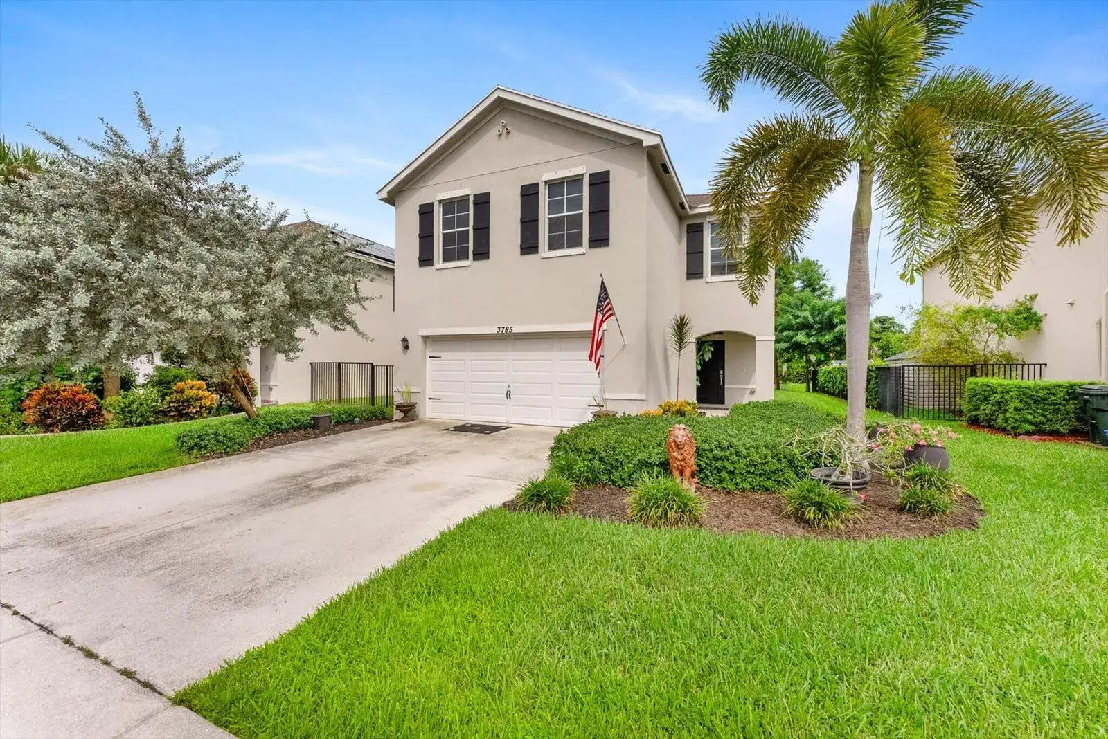 4 bedroom 2 bath Residential for sale at 3785 WHITNEY PARK Lane, FL 33463