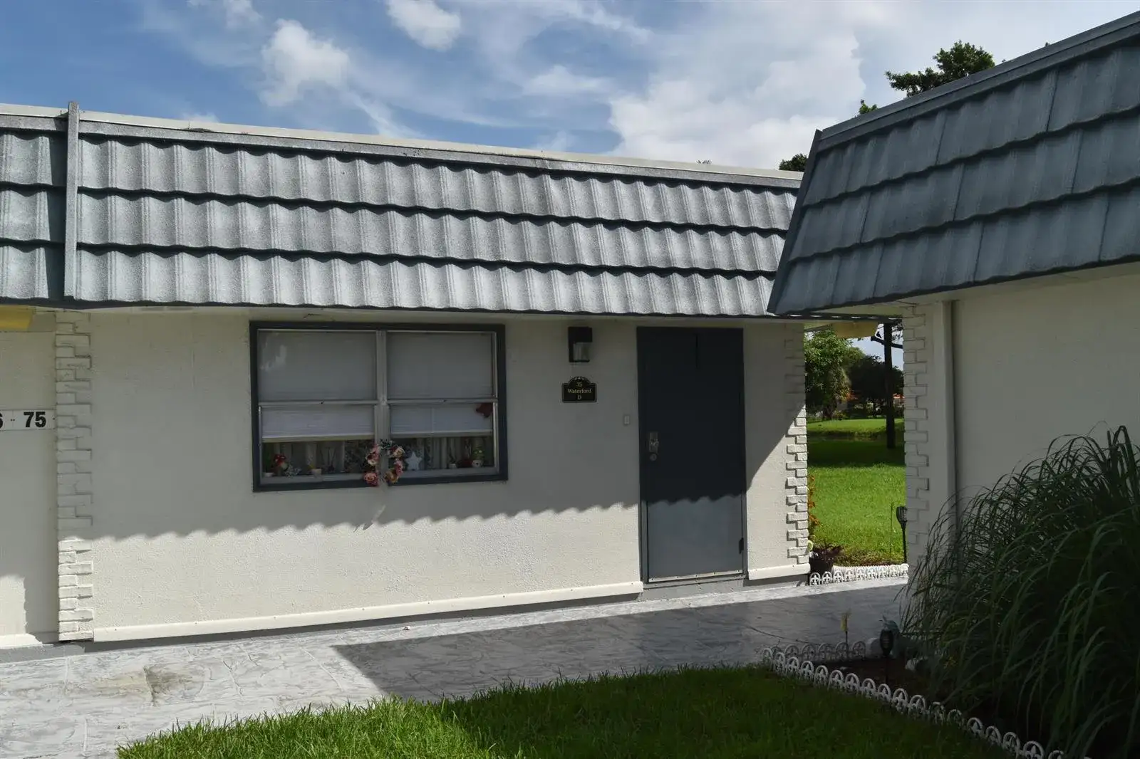 1 bedroom 1 bath Residential for sale at 75 WATERFORD D, Delray Beach FL 33446