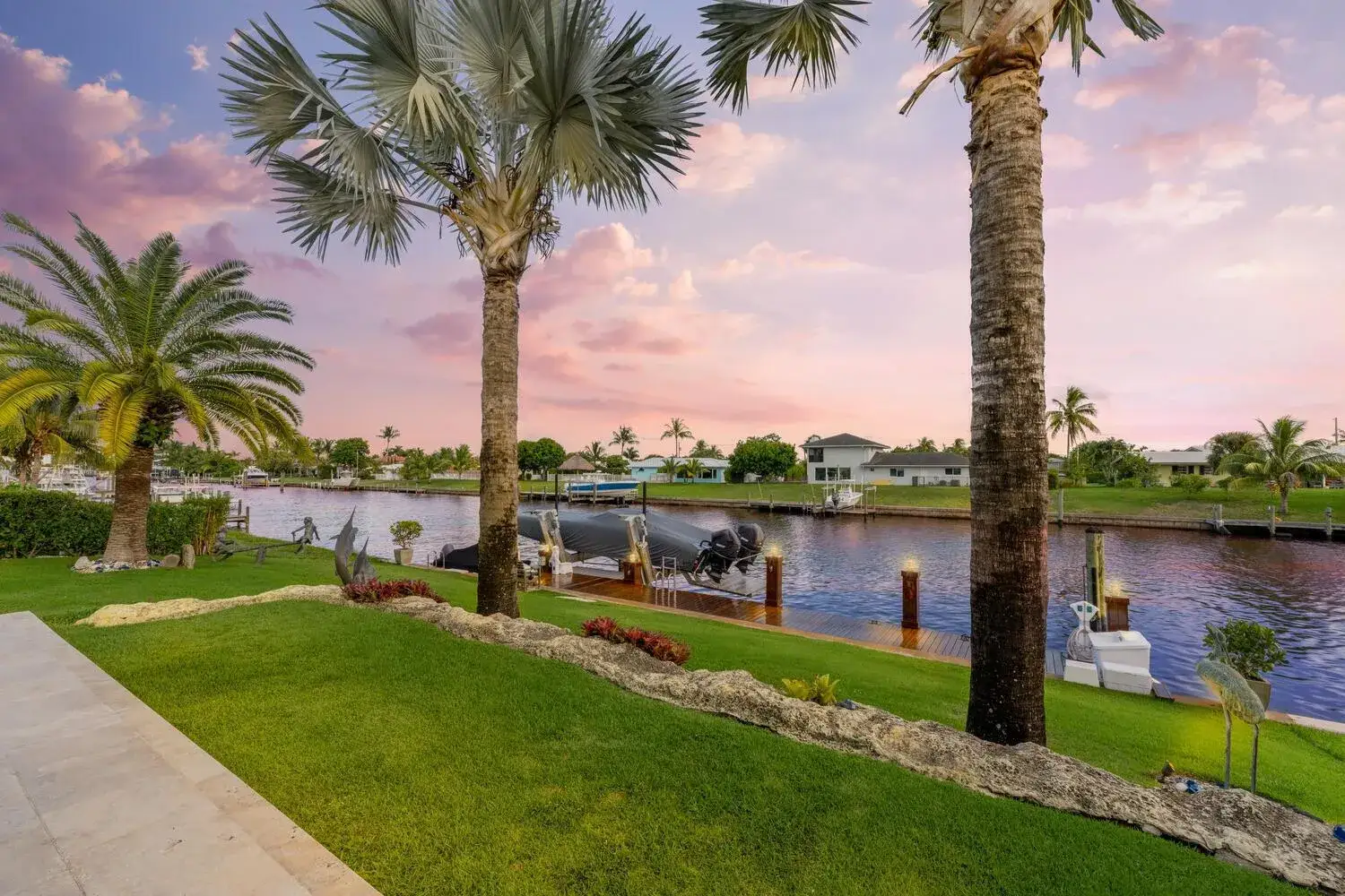 3 bedroom 3 bath Residential Lease for rent at 206 Arlington Road, West Palm Beach FL 33405