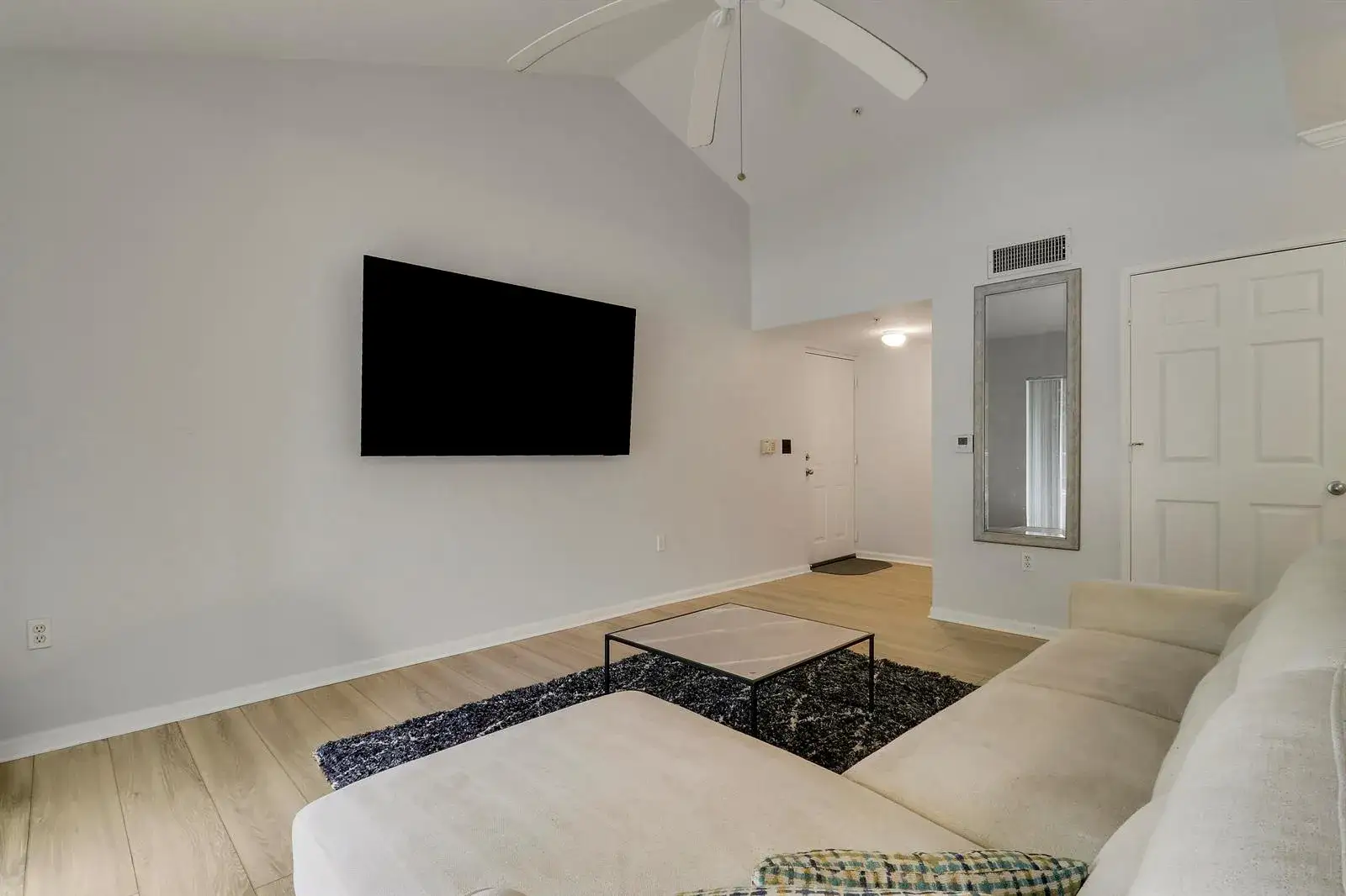 1 bedroom 1 bath Residential Lease for rent at 242 Village Boulevard # 2212, Tequesta FL 33469