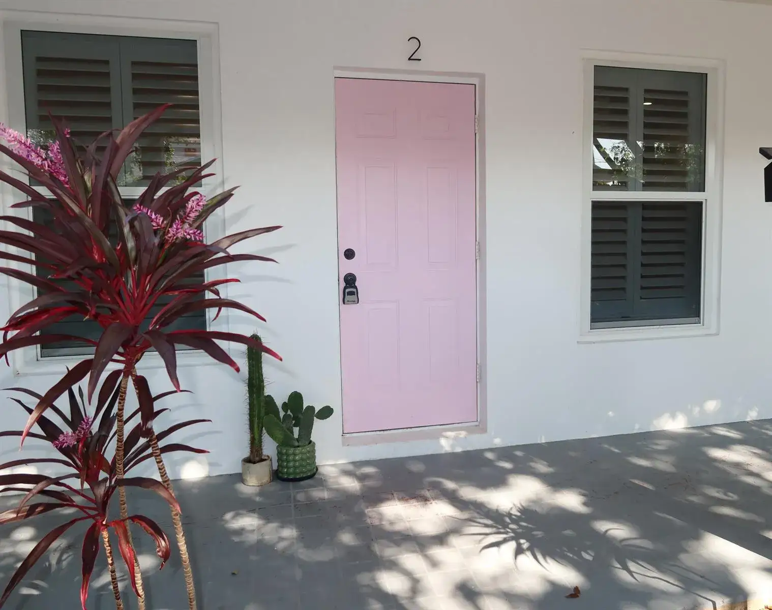 1 bedroom 1 bath Residential Lease for rent at 614 Palm Street # 2, West Palm Beach FL 33401