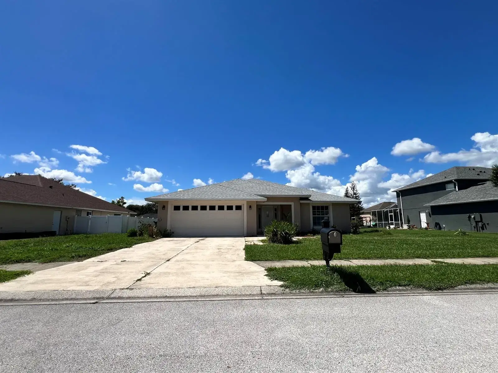 3 bedroom 2 bath Residential for sale at 111 Shaddock Drive, FL 33823