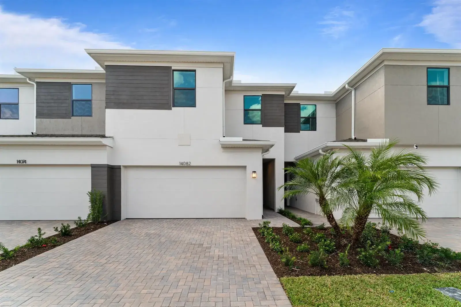 3 bedroom 2 bath Residential for sale at 9894 SW TORQUAY Drive, Port St. Lucie FL 34987