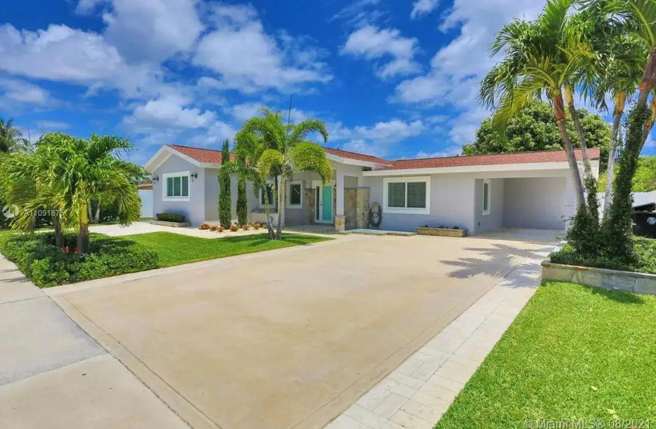 3 bedroom 2 bath Residential Lease for rent at 1474 Cochran Drive, Lake Worth FL 33461
