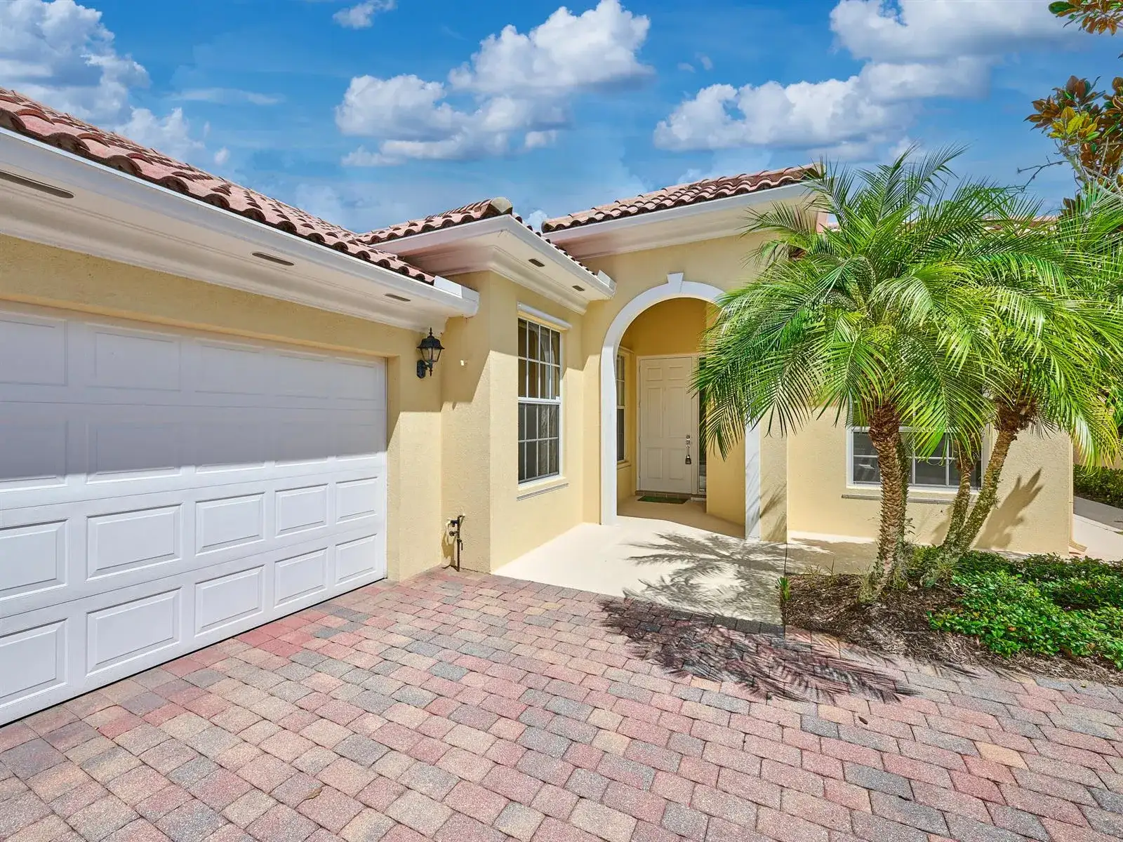 3 bedroom 3 bath Residential for sale at 8701 Oldham Way, West Palm Beach FL 33412