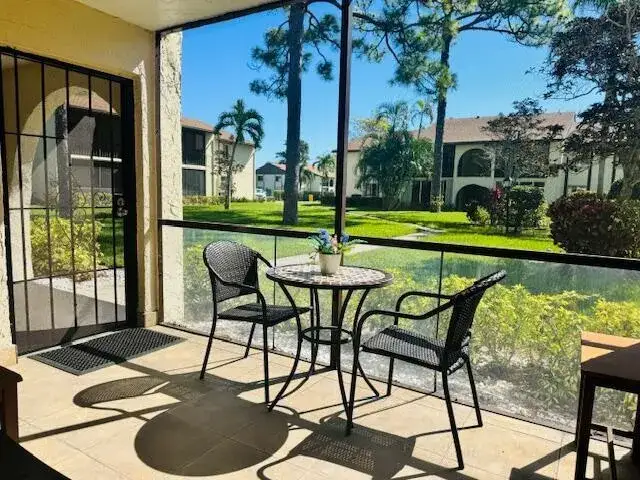 1 bedroom 1 bath Residential for sale at 3541 LONG PINE Court # 1, FL 33463