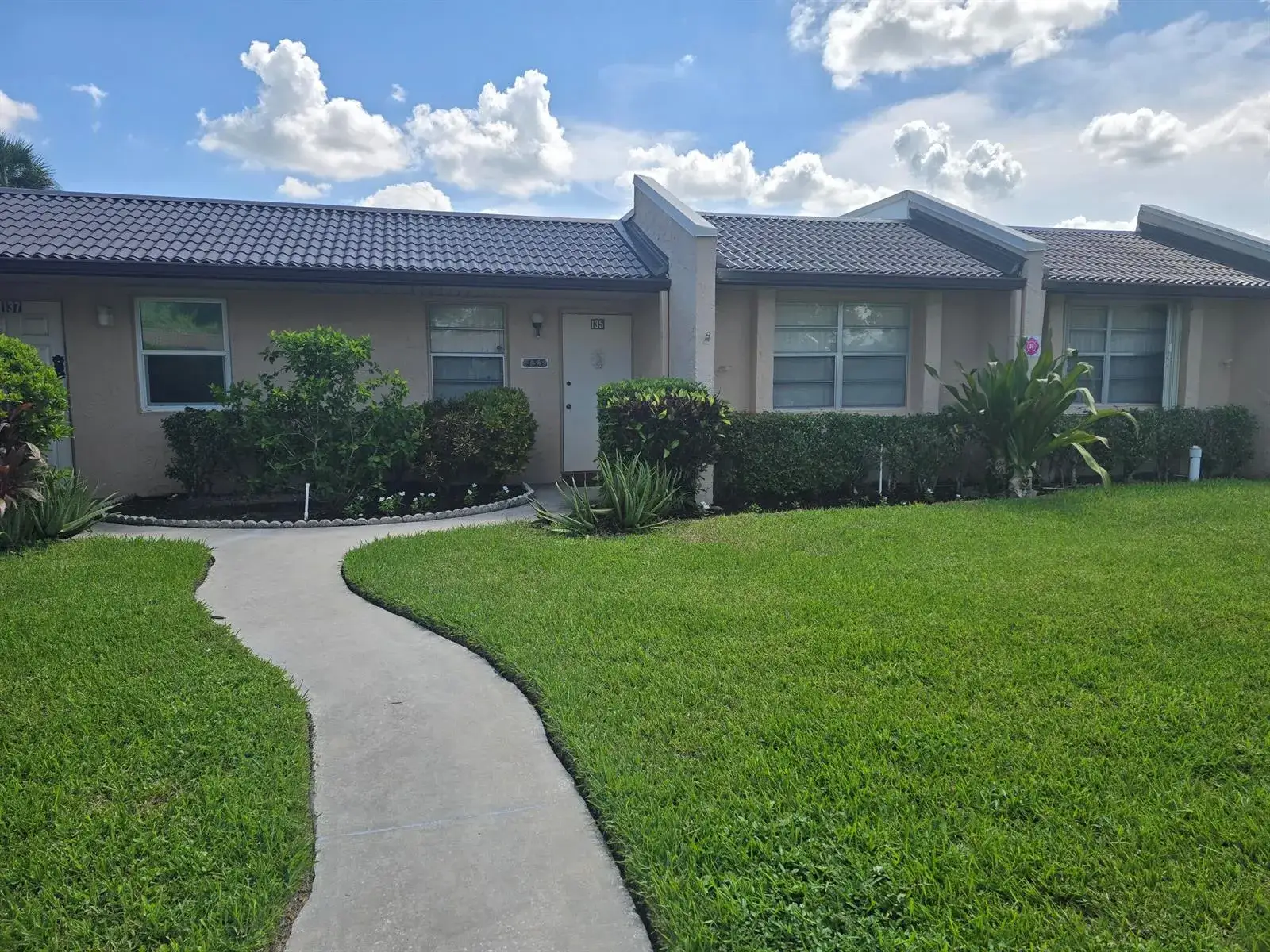 2 bedroom 2 bath Residential for sale at 135 LAKE MERYL Drive, West Palm Beach FL 33411