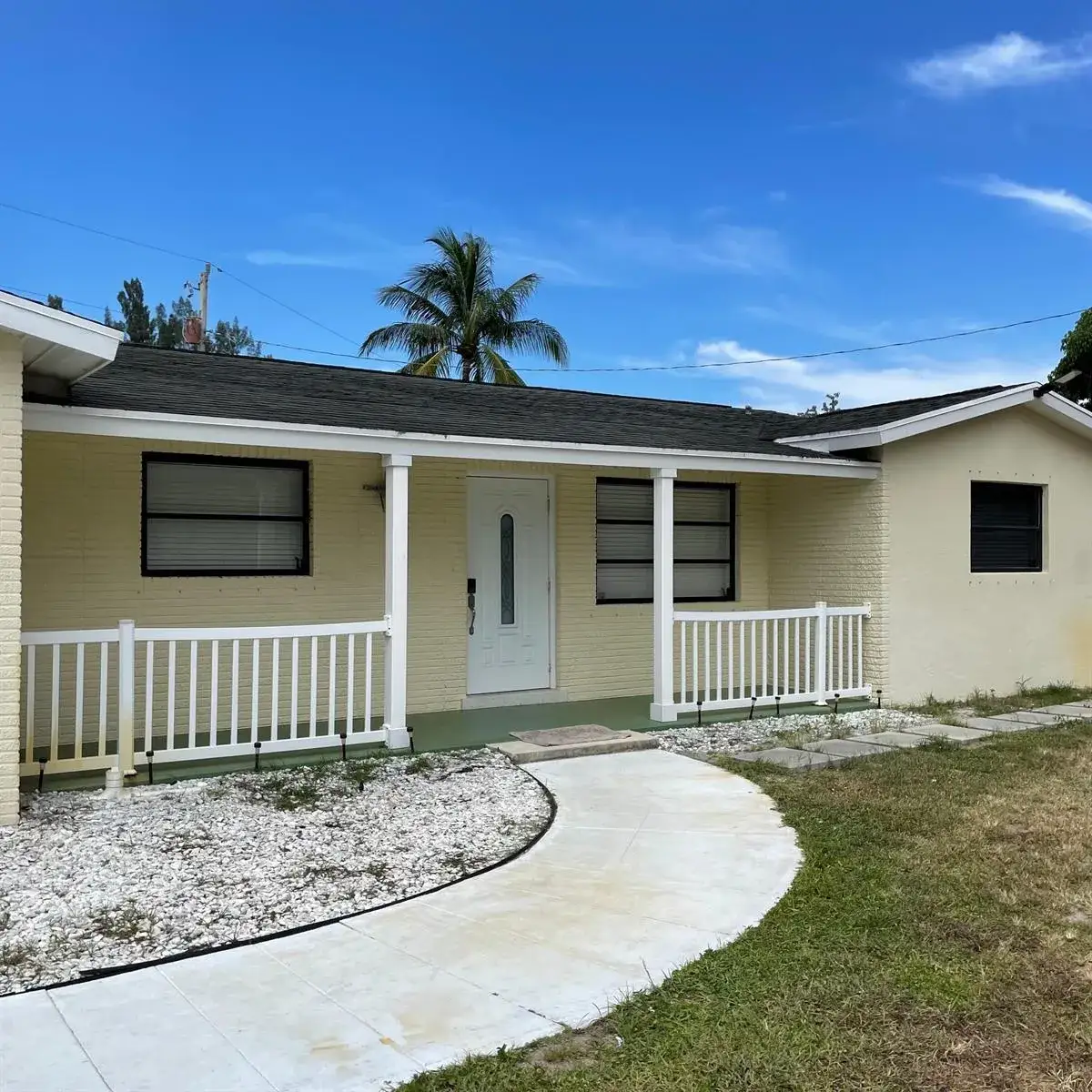 3 bedroom 2 bath Residential Lease for rent at 528 N Margaret Court, West Palm Beach FL 33413