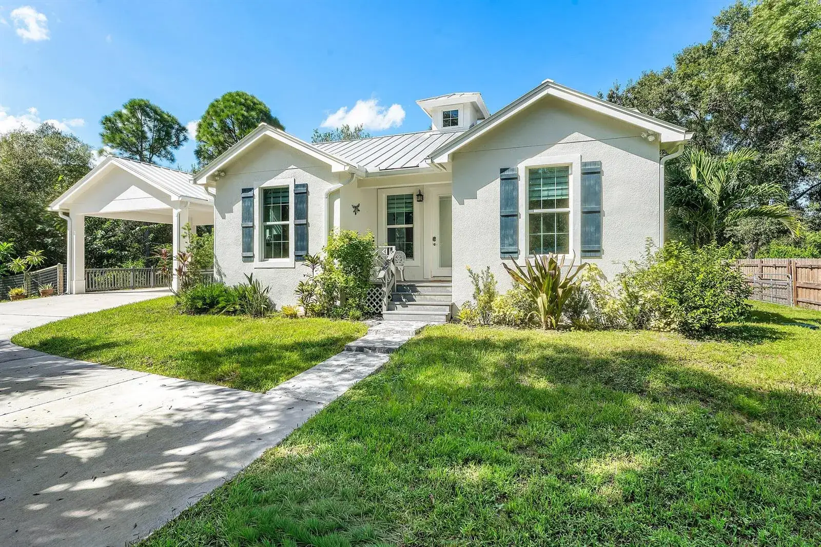 2 bedroom 2 bath Residential Lease for rent at 10231 176TH Lane N, FL 33478
