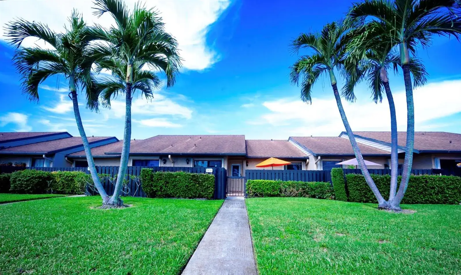 2 bedroom 2 bath Residential for sale at 727 Sunny Pine Way # F, FL 33415