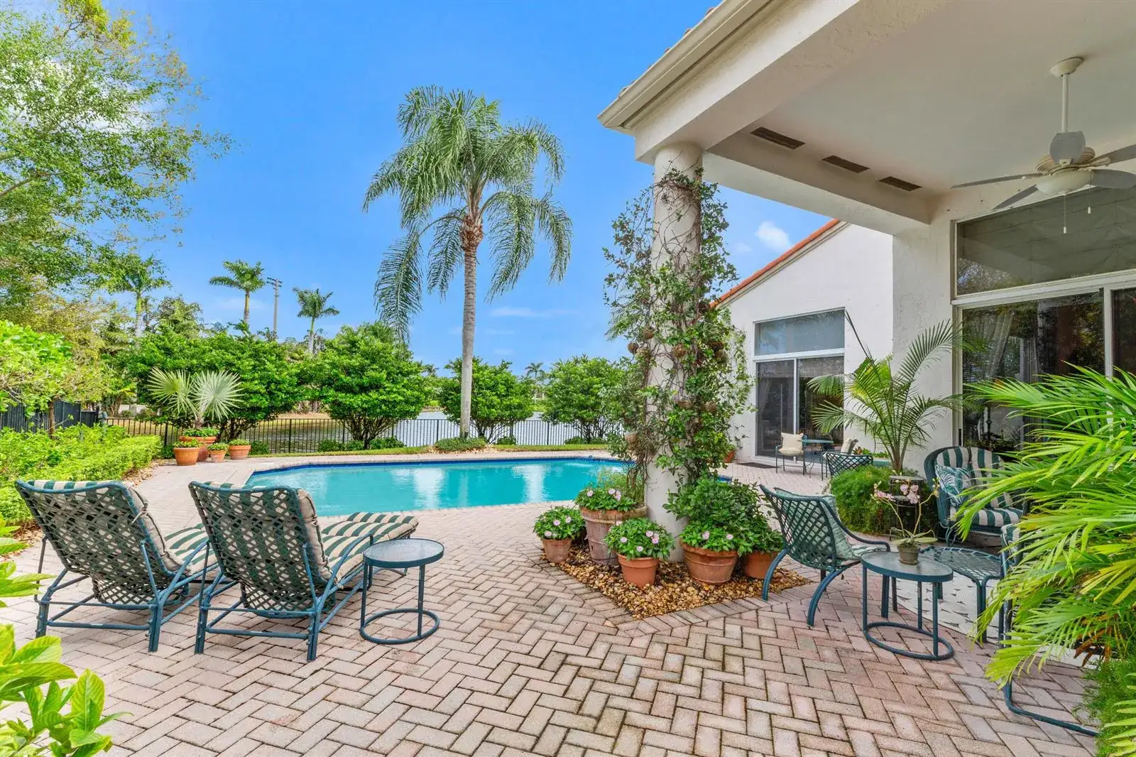 3 bedroom 3 bath Residential for sale at 14239 Calypso Lane, Wellington FL 33414