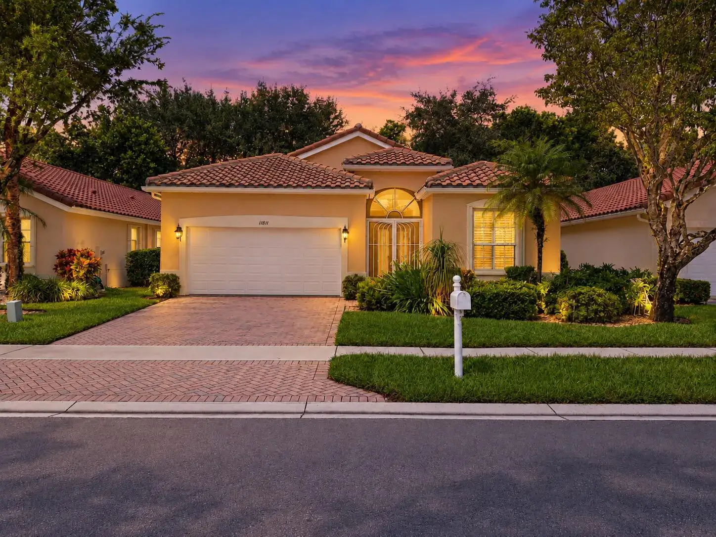 3 bedroom 2 bath Residential for sale at 11811 Grove Ridge Lane, Boynton Beach FL 33437