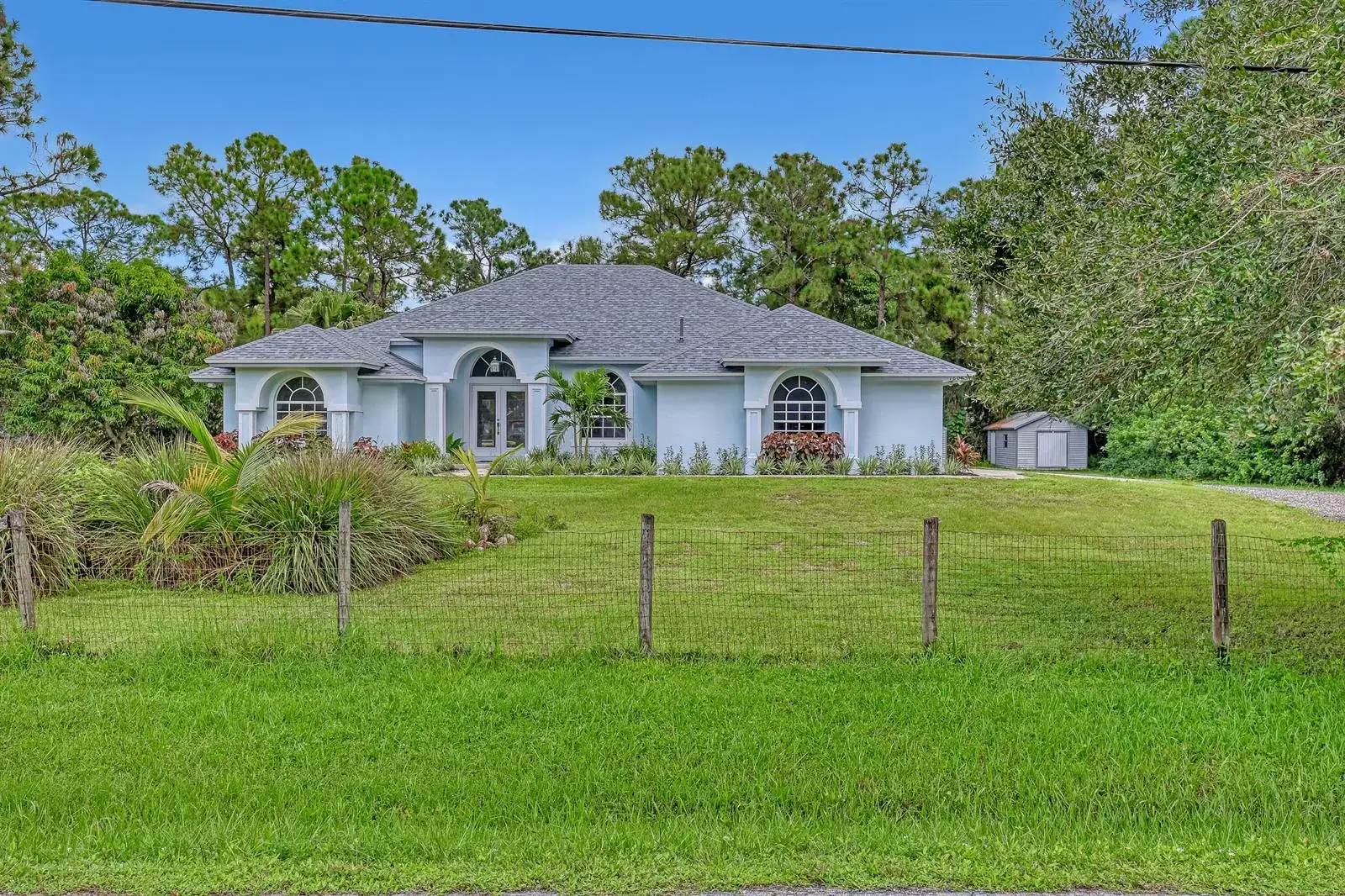 4 bedroom 3 bath Residential for sale at 16085 E SECRETARIAT Drive, FL 33470