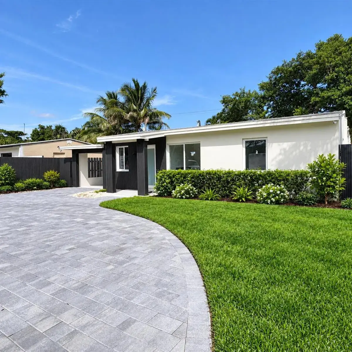 4 bedroom 3 bath Residential for sale at 1516 NE 15th Avenue, Fort Lauderdale FL 33304