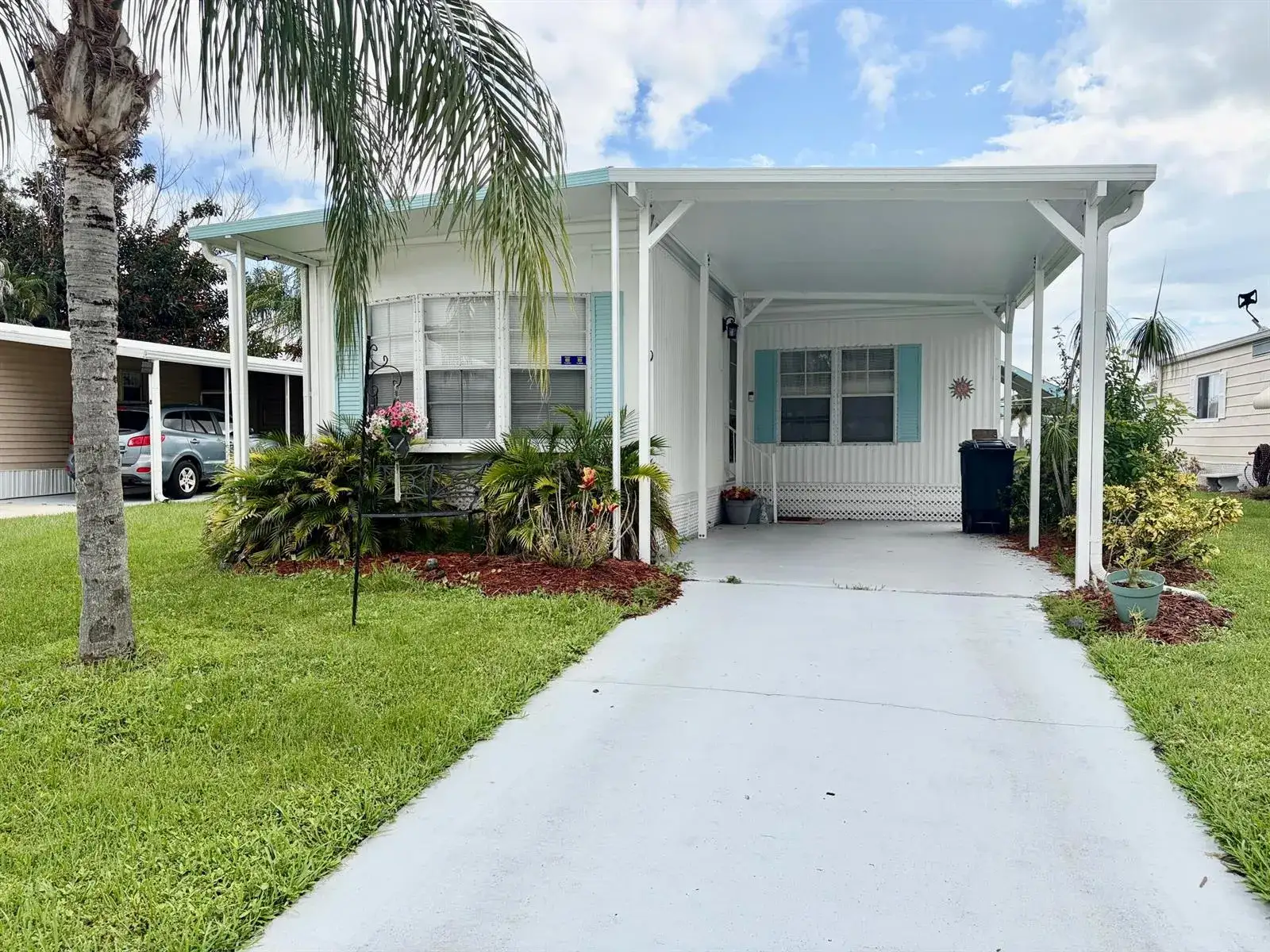 2 bedroom 2 bath Residential for sale at 10 La Paloma Lane, Port St. Lucie FL 34952