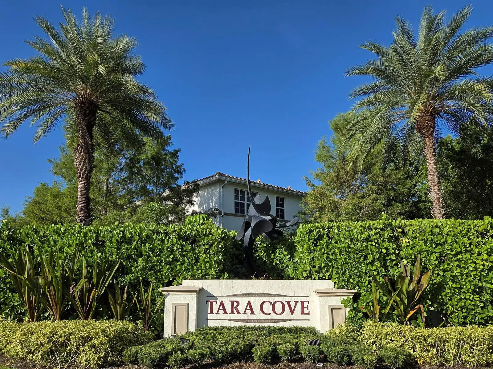3 bedroom 2 bath Residential for sale at 4679 TARA COVE Way, West Palm Beach FL 33417