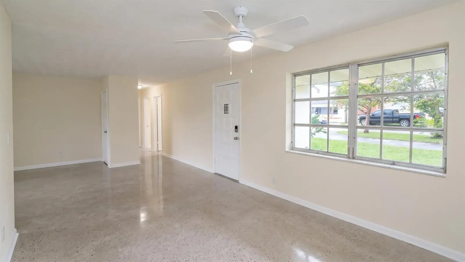 531 SW 11TH Avenue, Hallandale Beach FL 33009