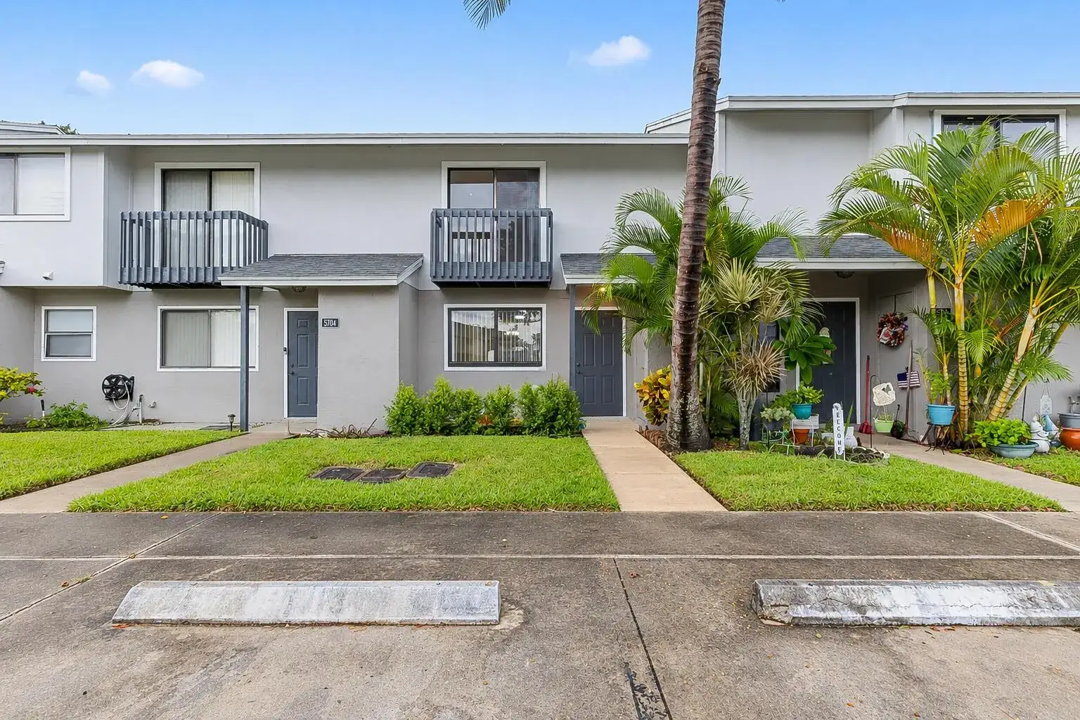2 bedroom 2 bath Residential Lease for rent at 5703 Channel Drive, FL 33463