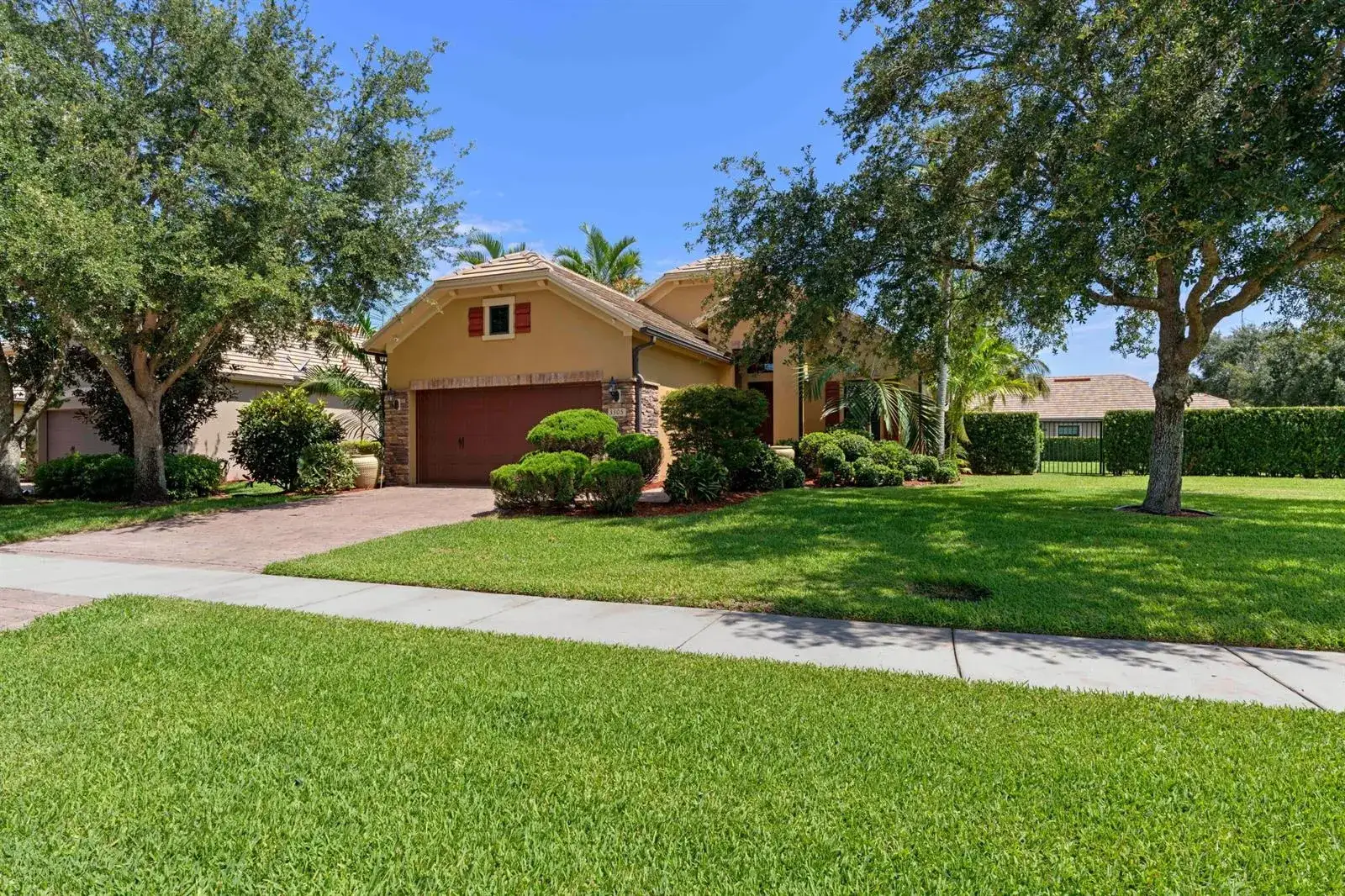 2 bedroom 2 bath Residential for sale at 3305 FLORENCE Street, Wellington FL 33414