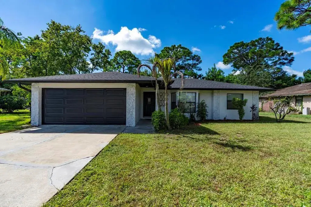 6801 Pensacola Road, Fort Pierce FL 34951