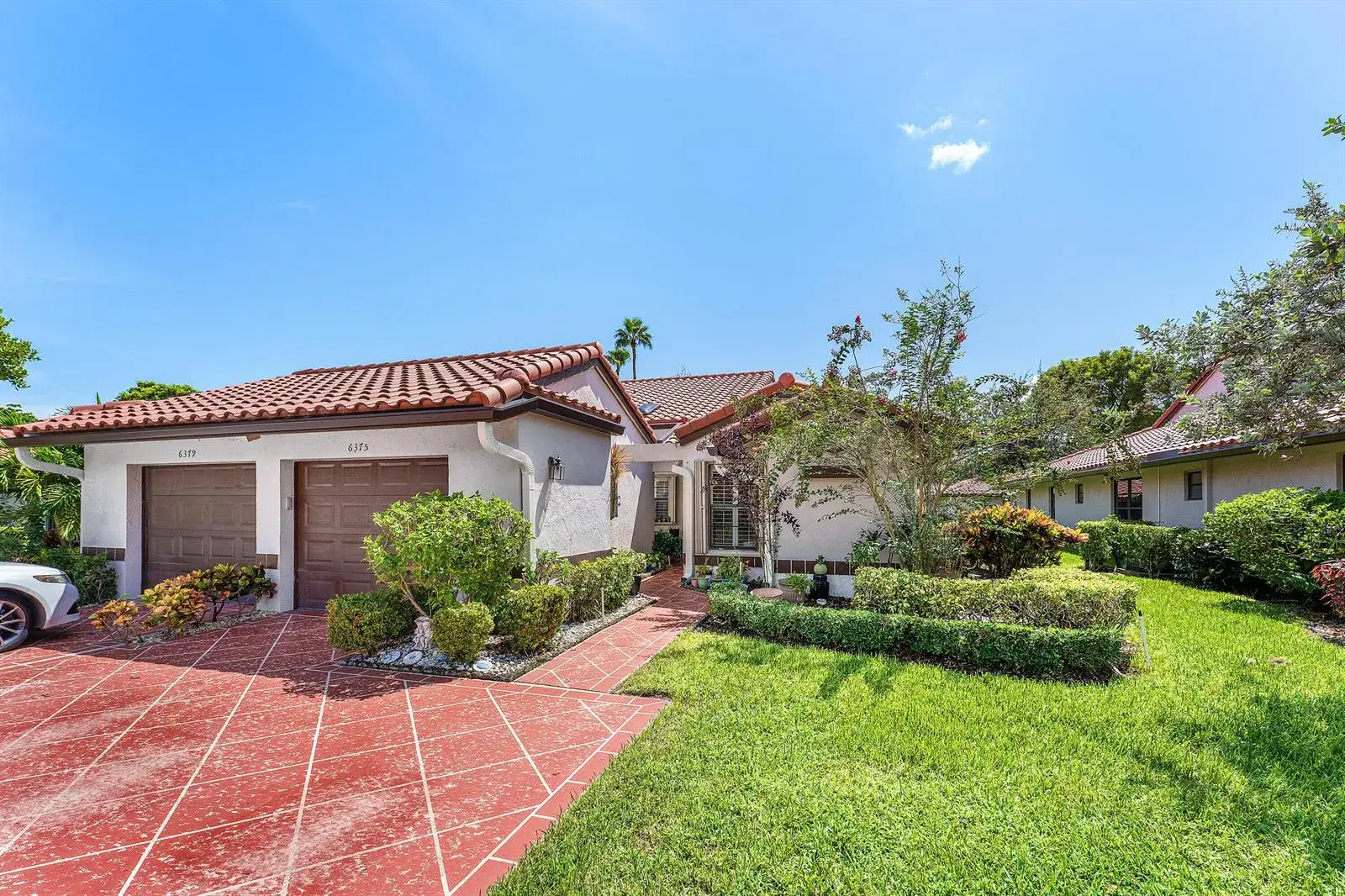 2 bedroom 2 bath Residential for sale at 6375 KINGS GATE Circle, Delray Beach FL 33484