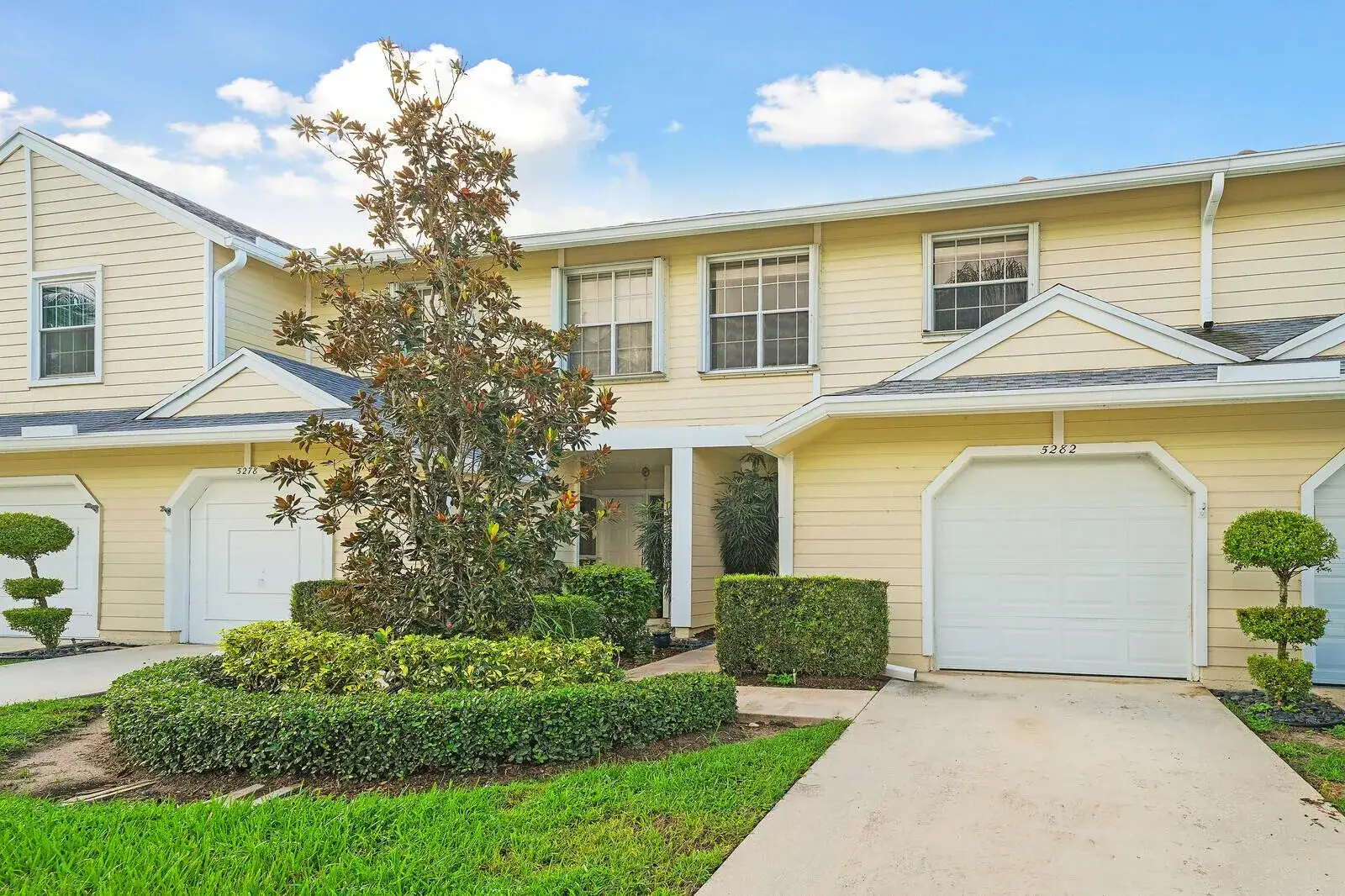 3 bedroom 2 bath Residential for sale at 5282 Sapphire Valley, Boca Raton FL 33486
