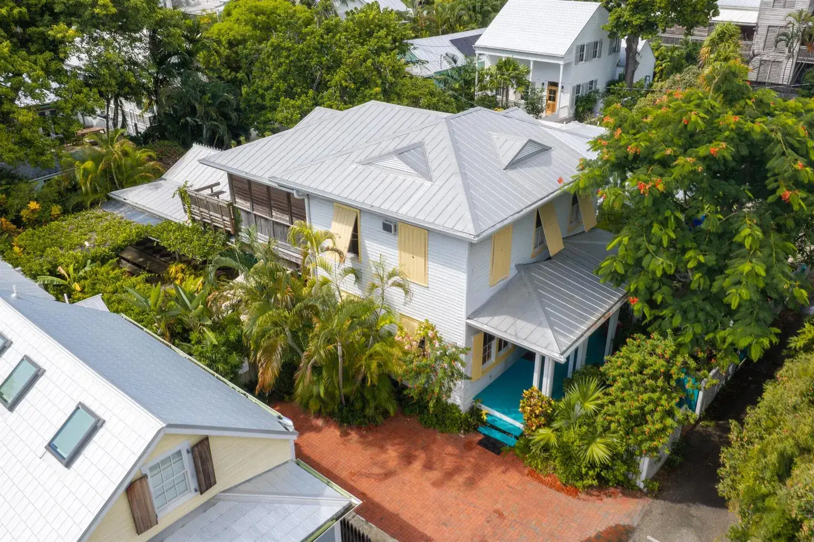 3 bedroom 2 bath Residential for sale at 728 POOR HOUSE Lane, Key West FL 33040