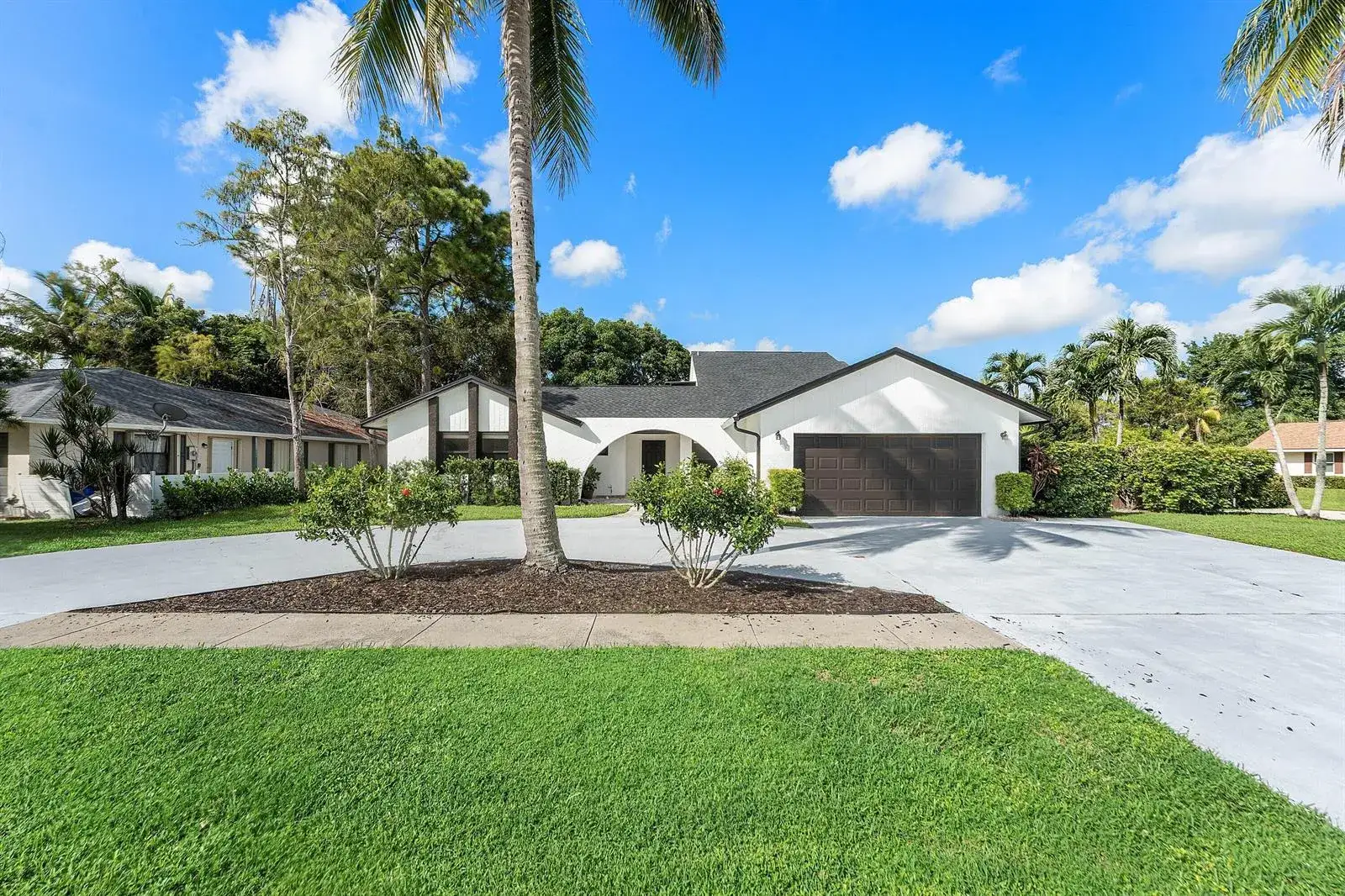 4 bedroom 4 bath Residential Lease for rent at 13645 EXOTICA Lane, Wellington FL 33414