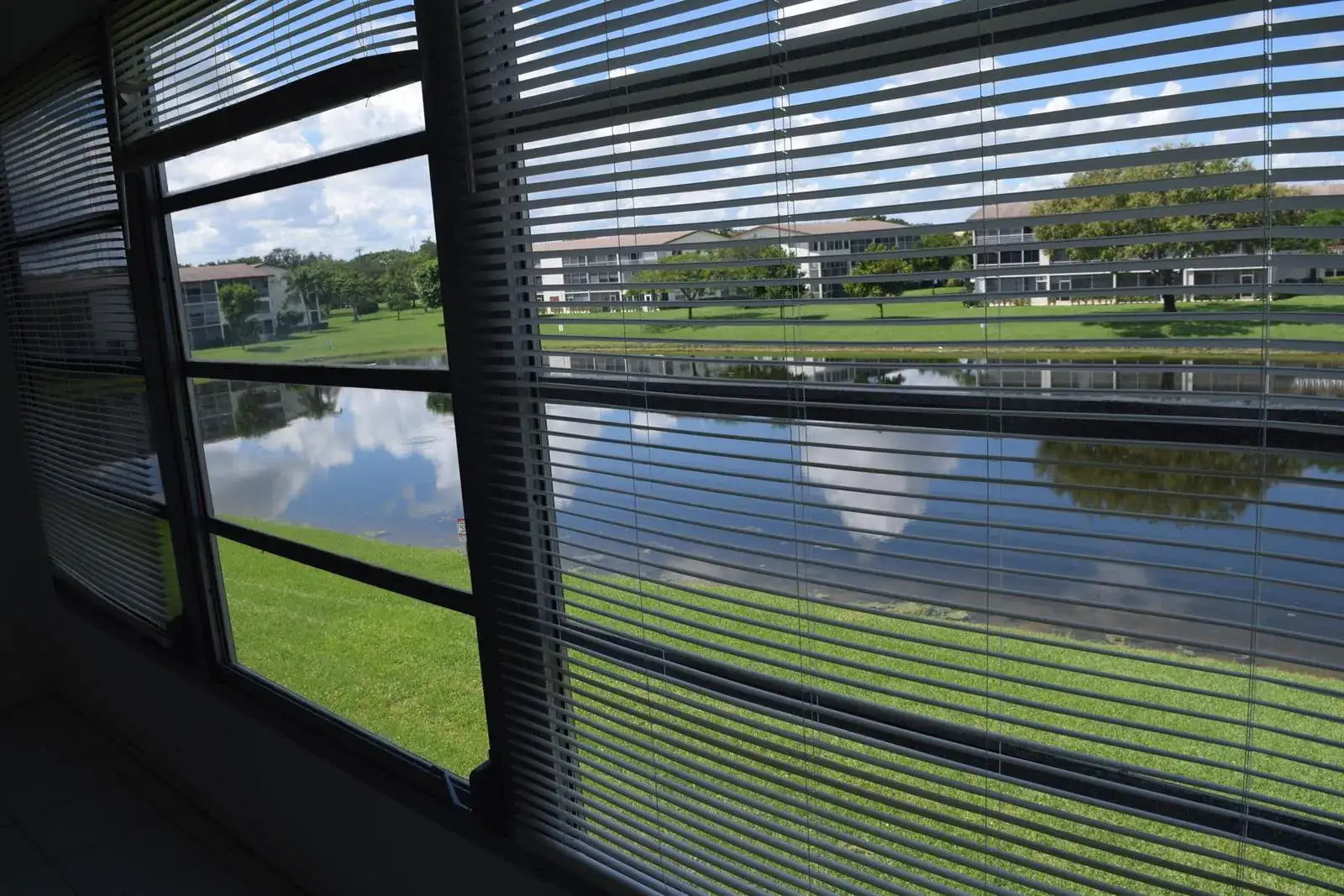 1 bedroom 1 bath Residential Lease for rent at 202 BRIGHTON E # 202, Boca Raton FL 33434