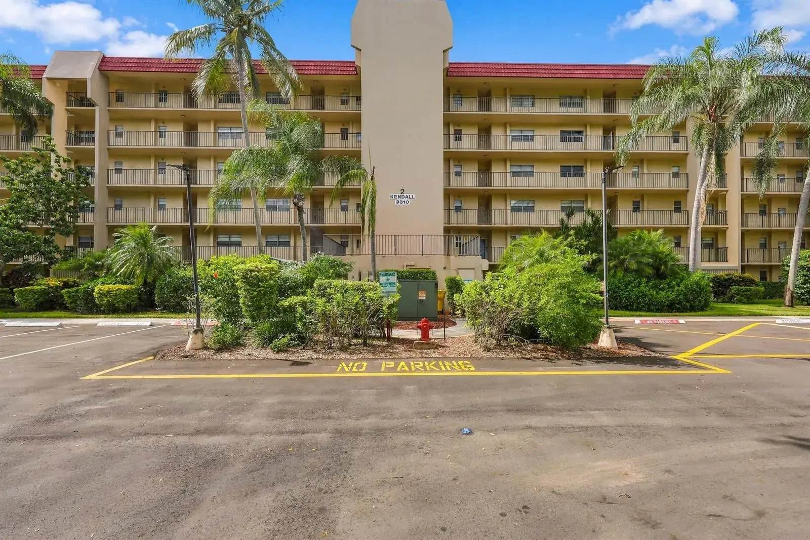 2 bedroom 2 bath Residential for sale at 3810 Via Poinciana # 202, Lake Worth FL 33467
