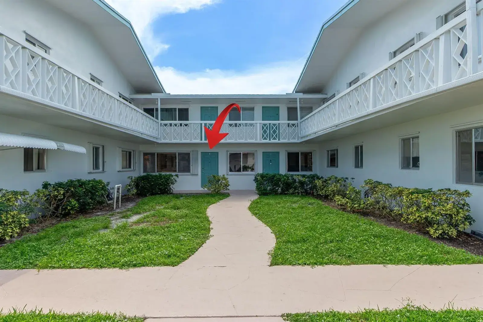 1 bedroom 1 bath Residential for sale at 2290 SUNSET Avenue # 7, FL 33461