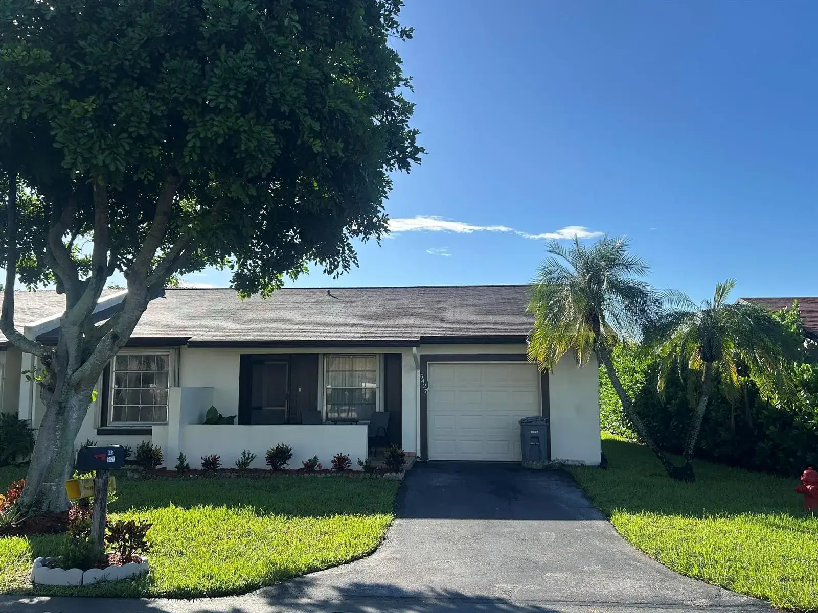 2 bedroom 2 bath Residential for sale at 5427 LAUREL OAK Street, Delray Beach FL 33484