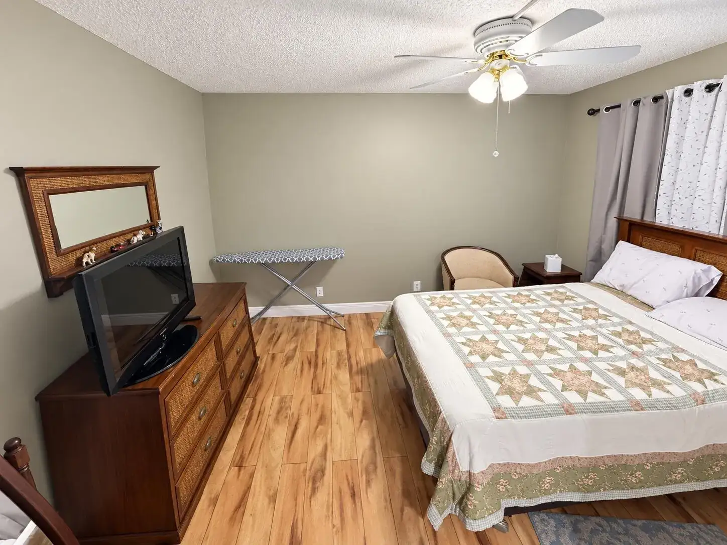 2 bedroom 2 bath Residential for sale at 3810 VIA POINCIANA # 303, FL 33467