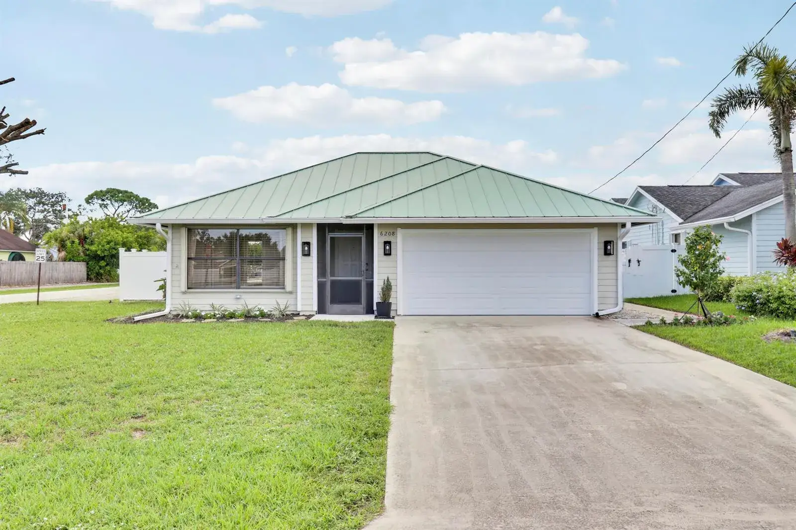 3 bedroom 2 bath Residential for sale at 6208 Michael Street, Jupiter FL 33458