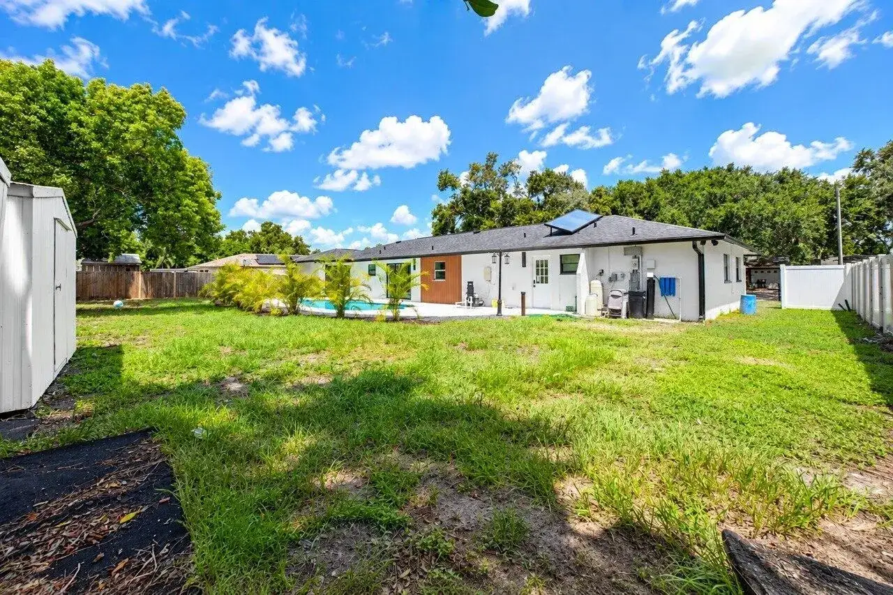 3 bedroom 2 bath Residential for sale at 4959 HABANA Drive, Sarasota FL 34235