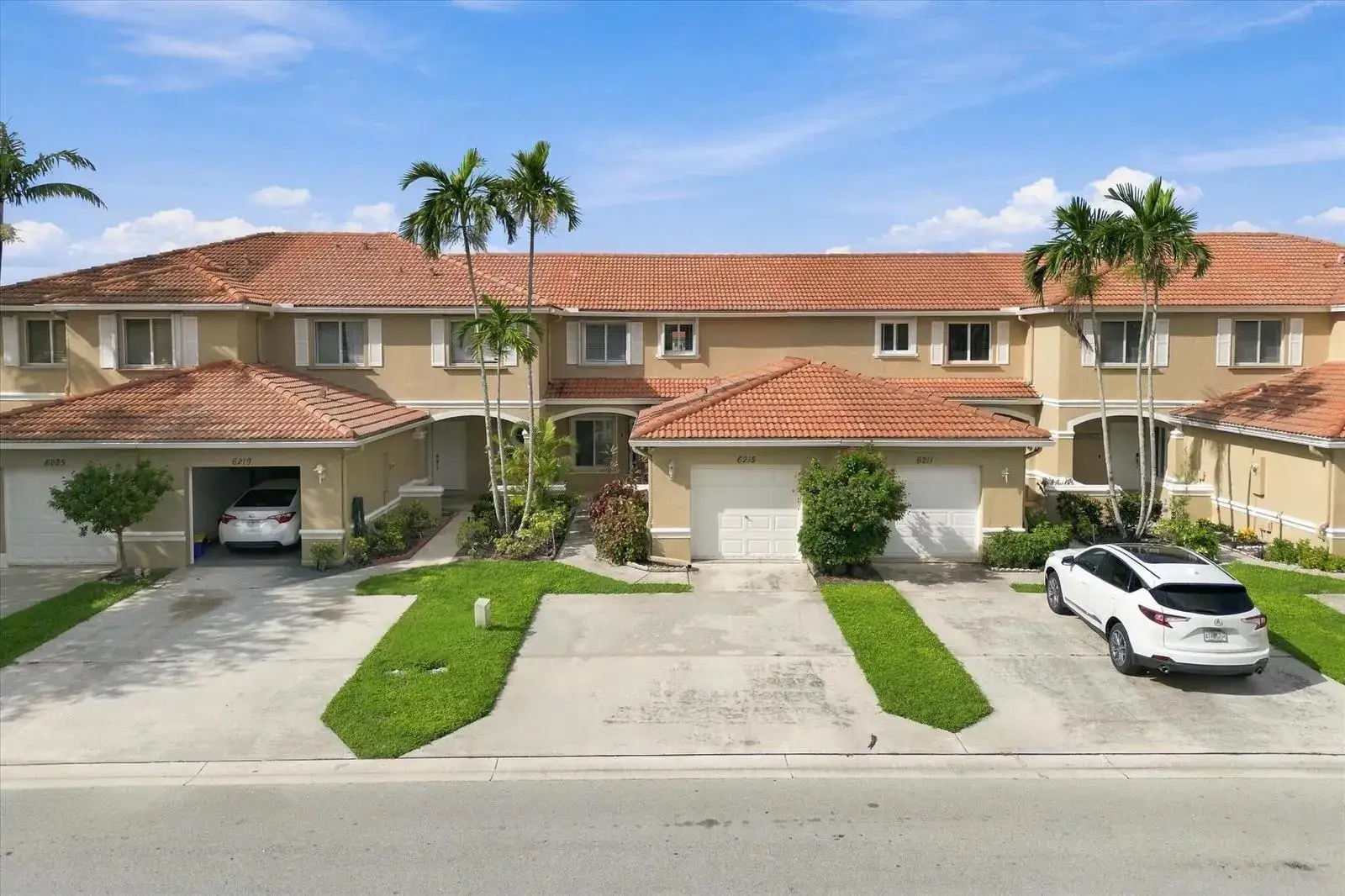2 bedroom 2 bath Residential for sale at 6215 EATON Street, West Palm Beach FL 33411