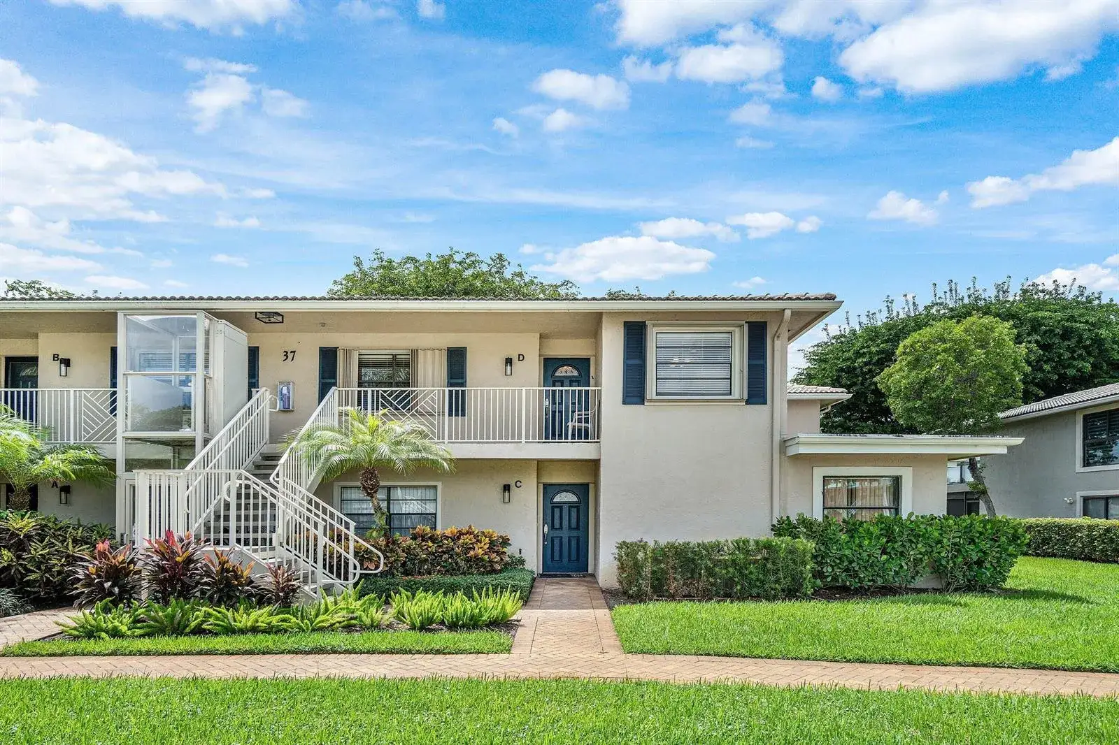 3 bedroom 2 bath Residential for sale at 37 Stratford Lane W # D, Boynton Beach FL 33436